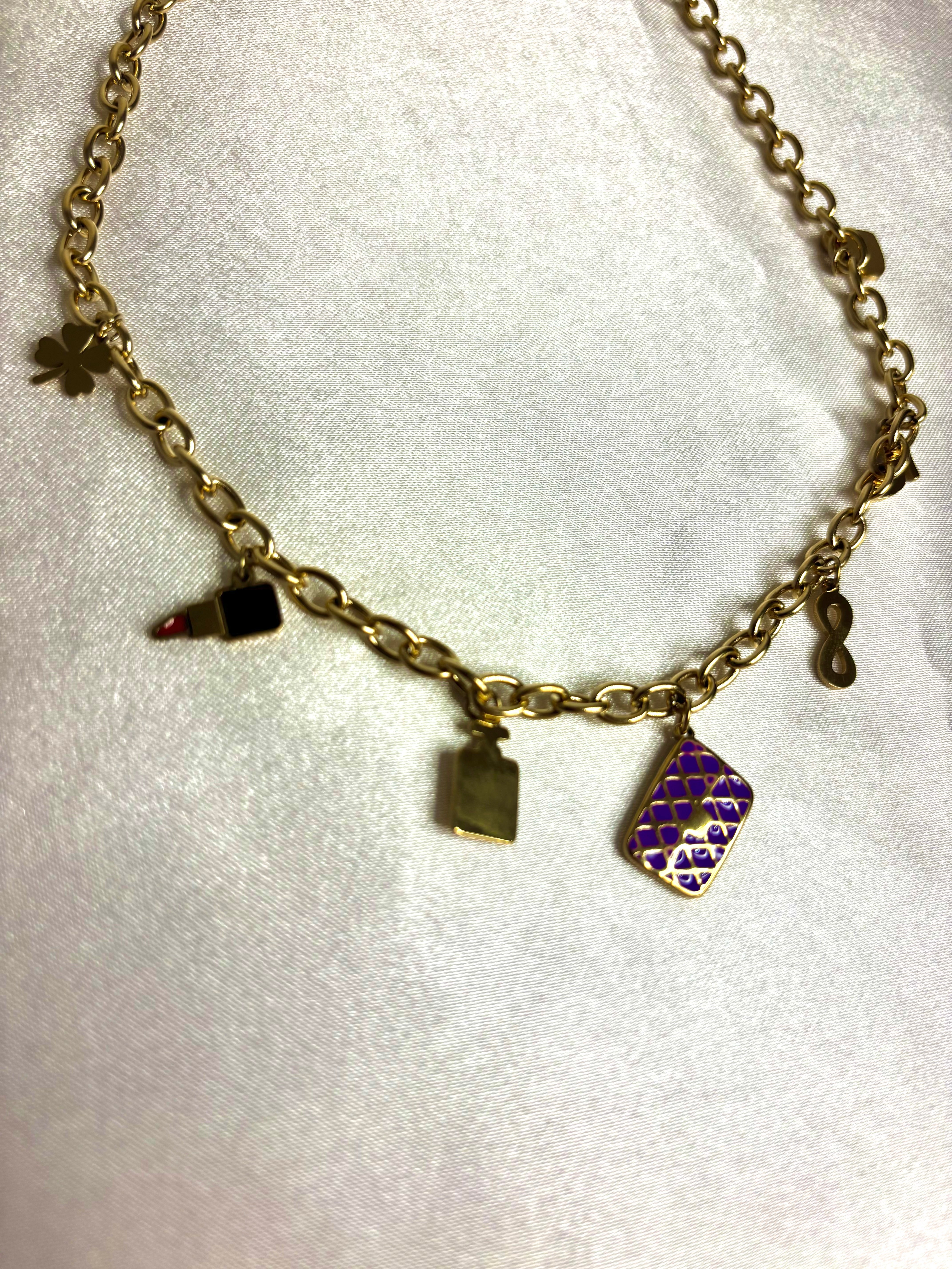 Collier coquette