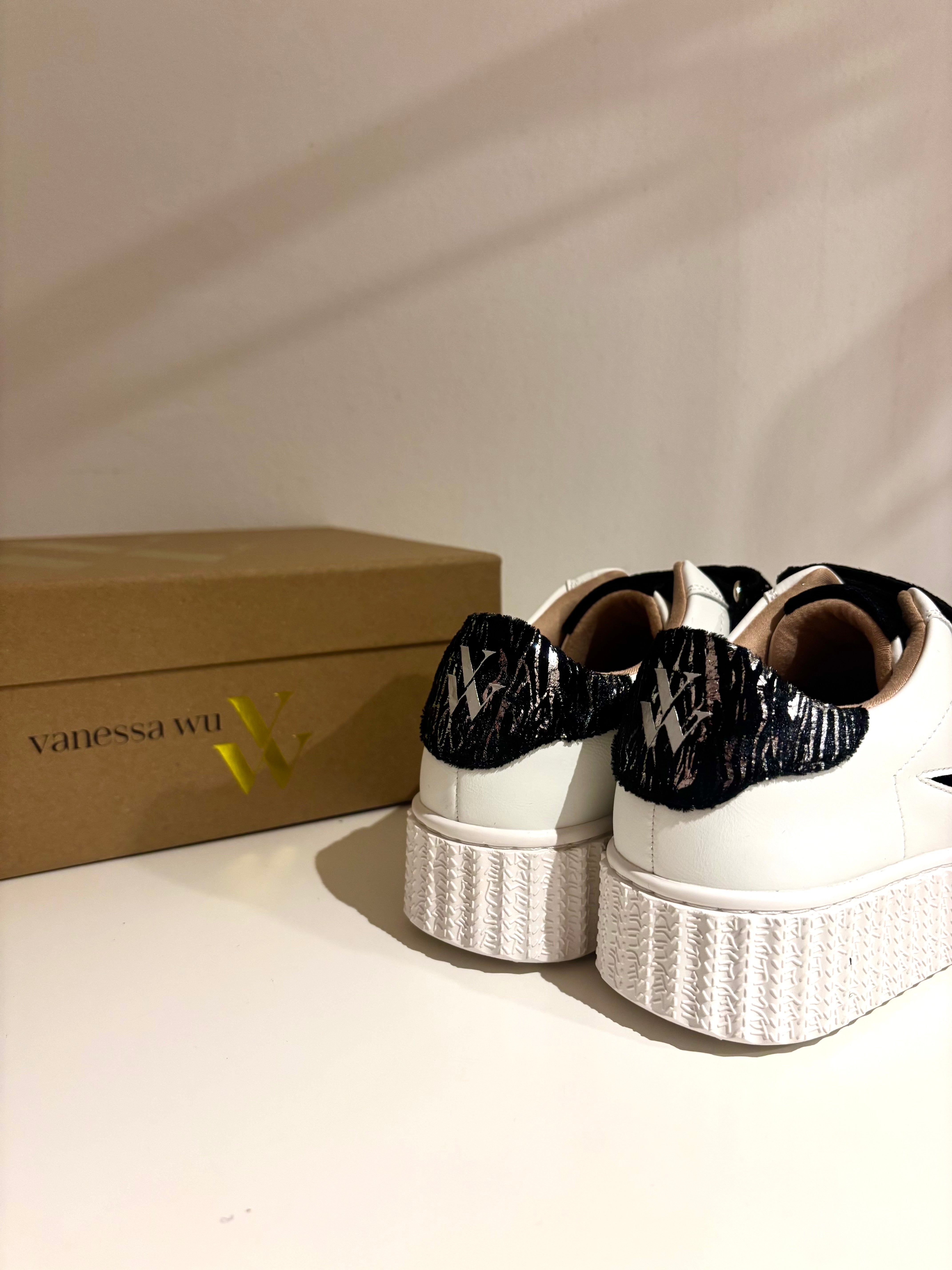 Baskets Noires Ingrid Vanessa WU