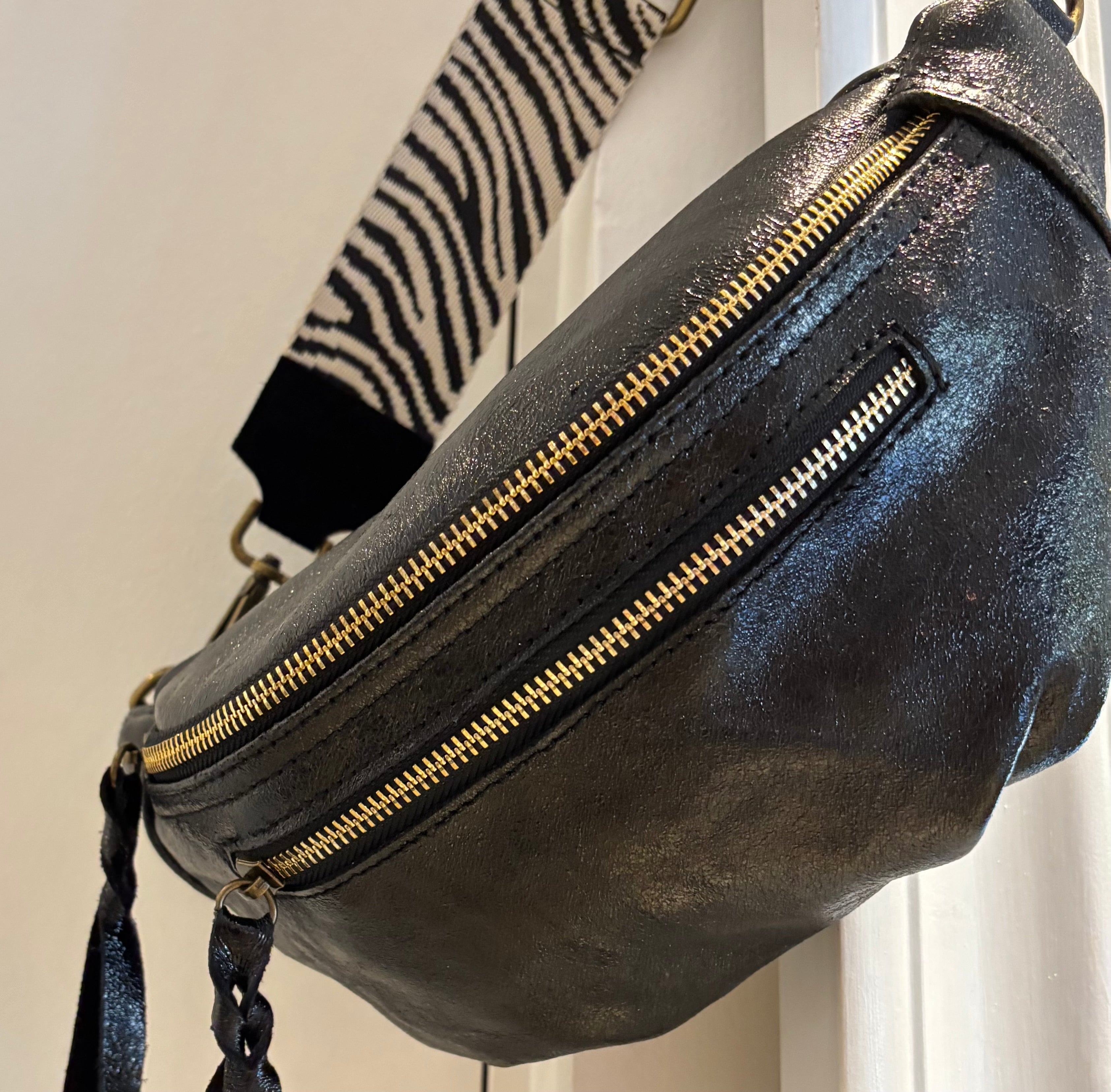 Sac banane noir irisé