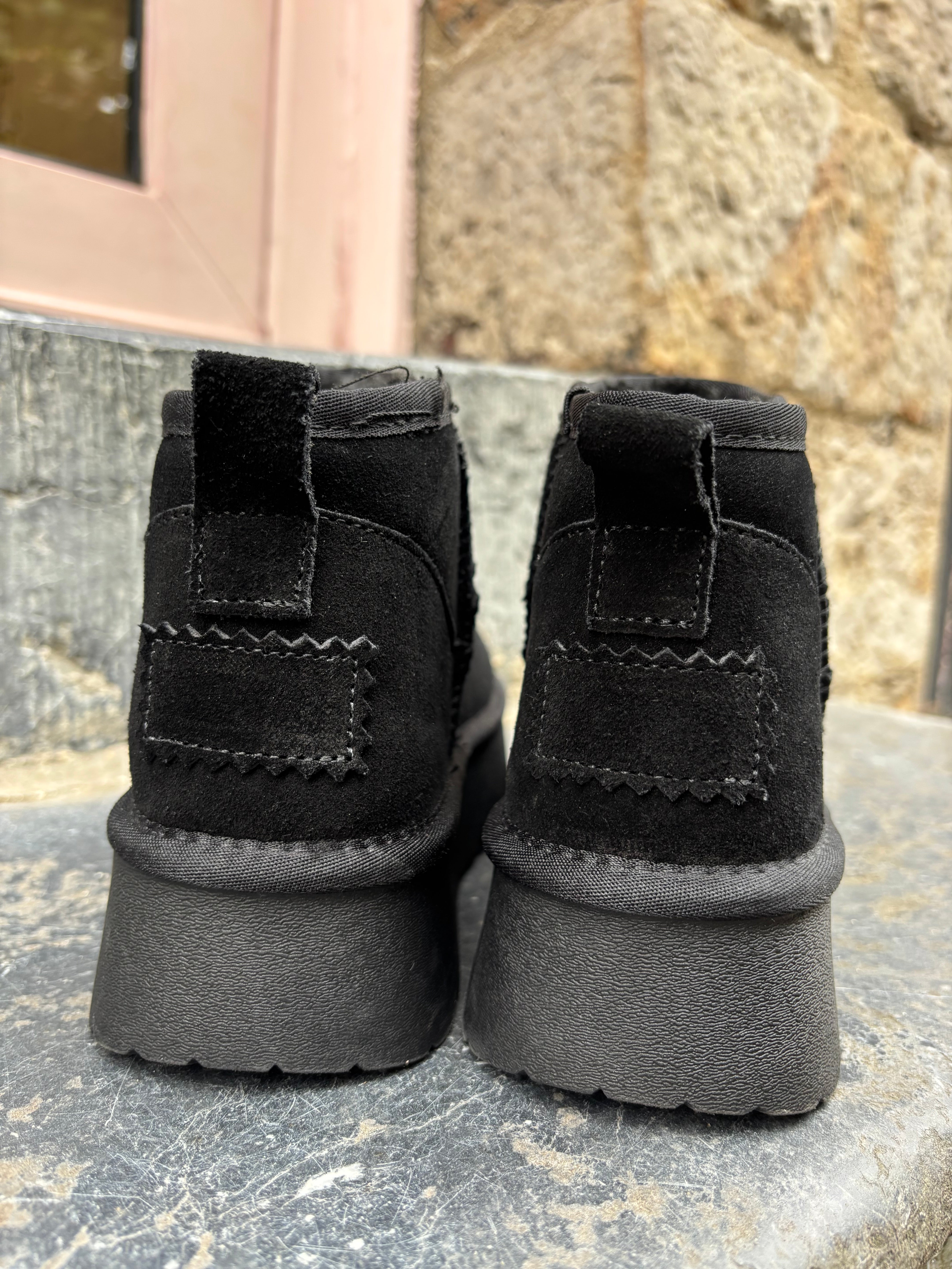 BOTTES ALIZÉ NOIRE À PLATFORME