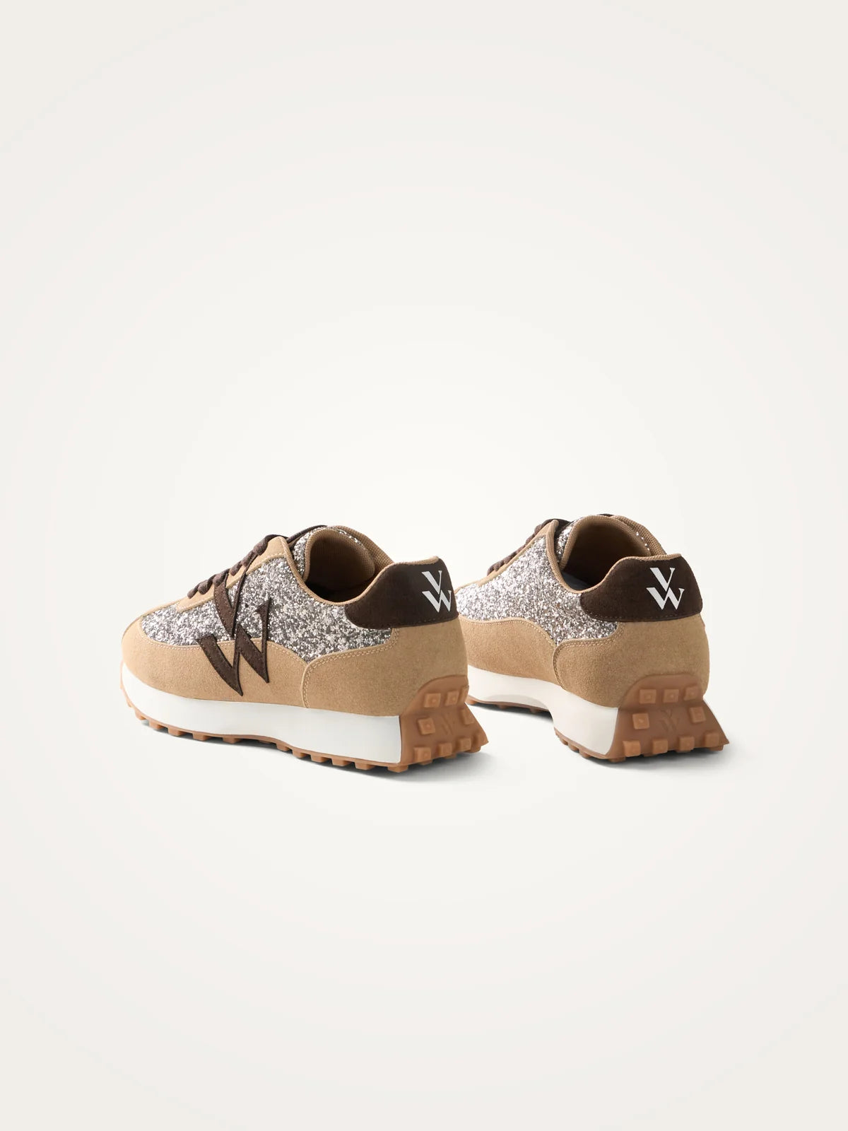Baskets FLOW Initials beige