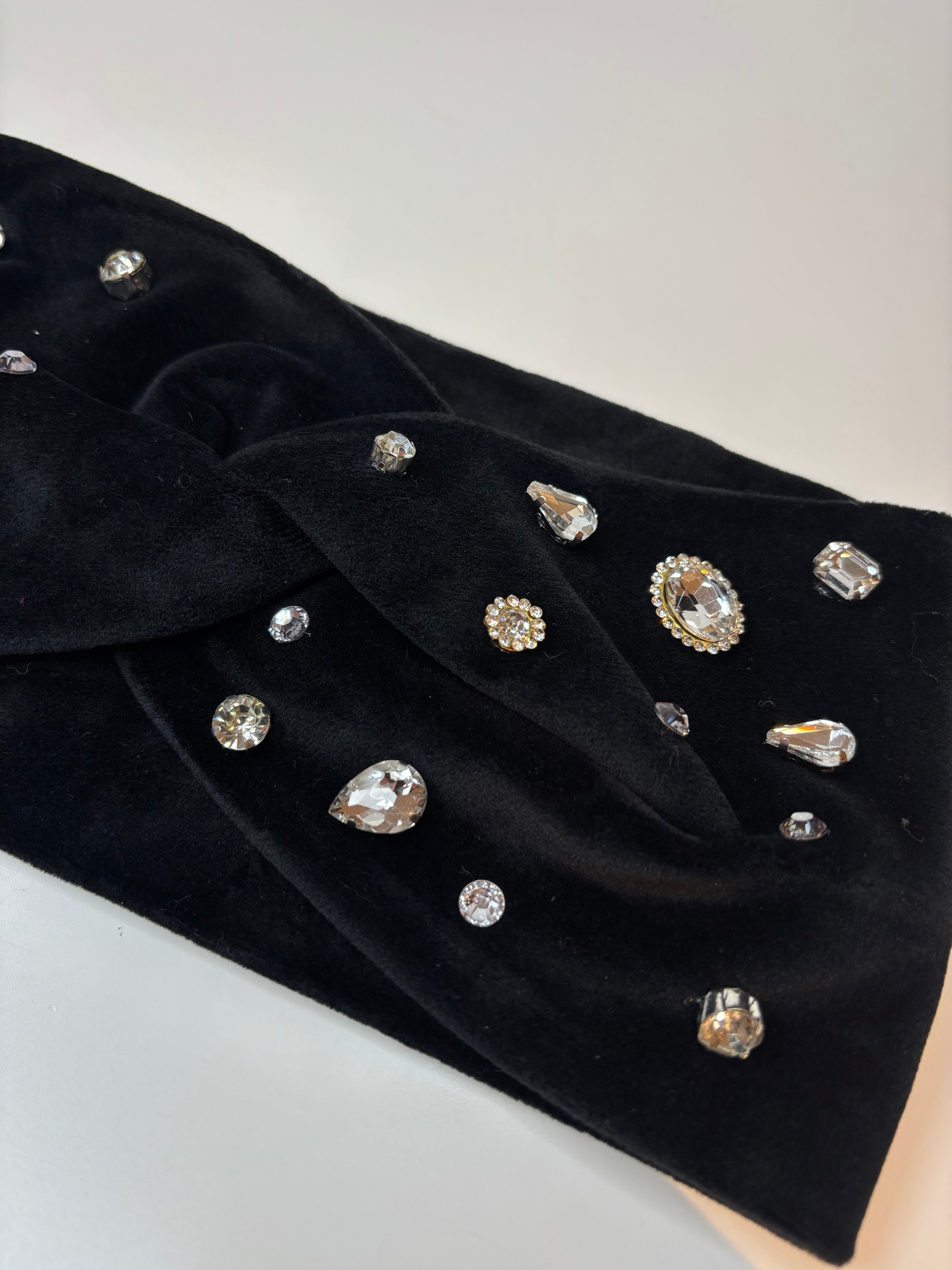 Headband noir à strass
