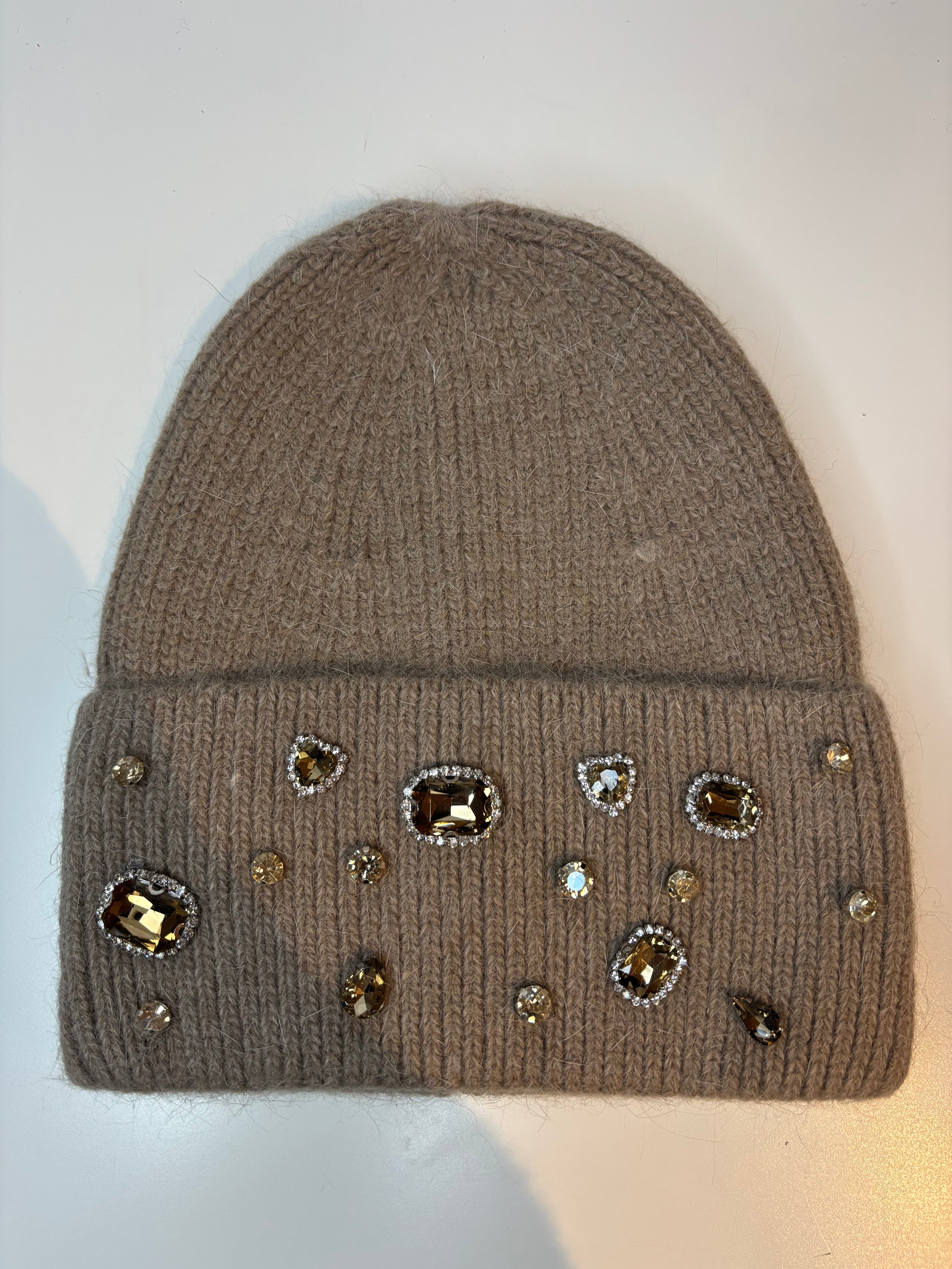 Bonnet taupe à strass