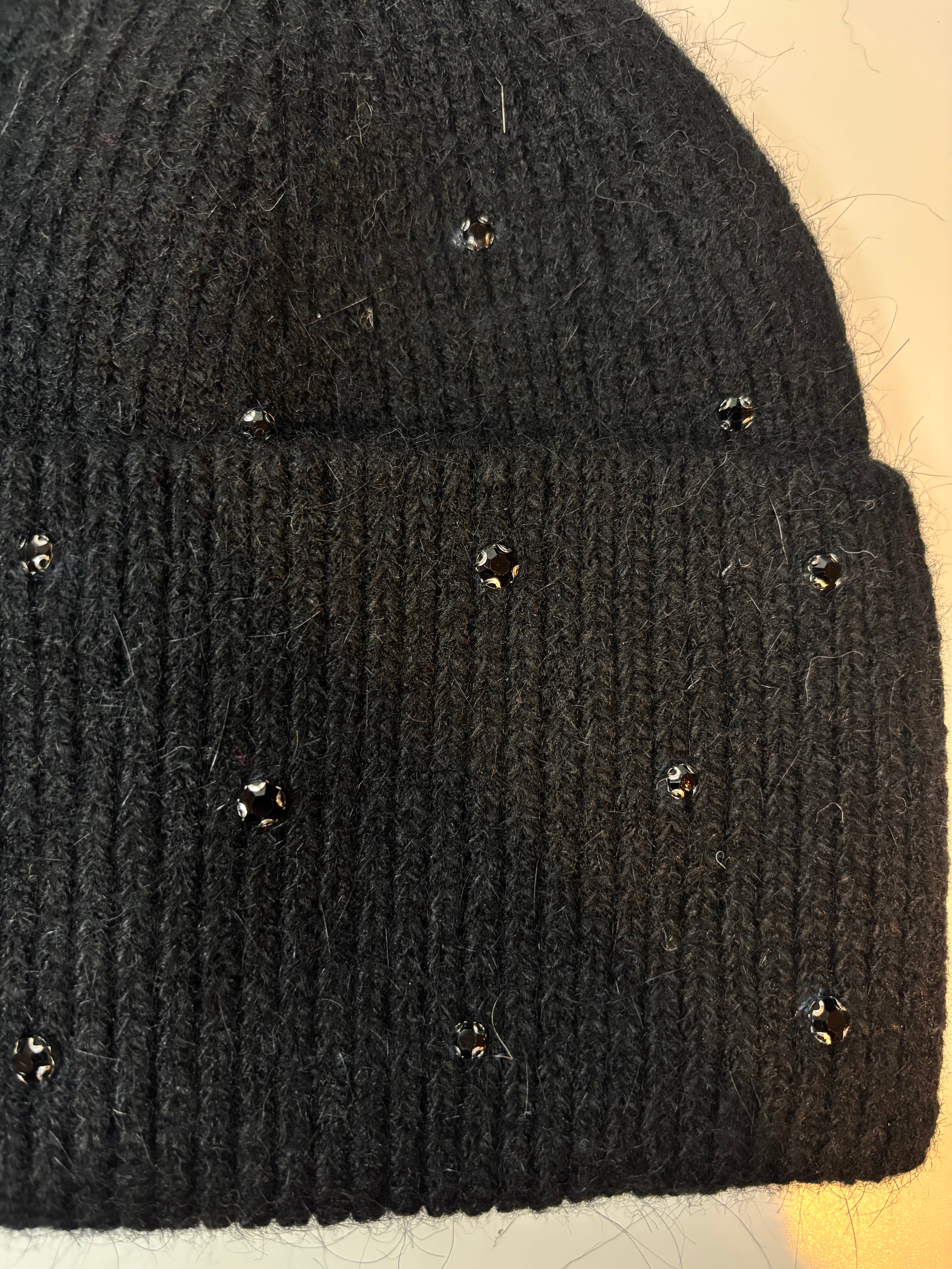 Bonnet à strass noir