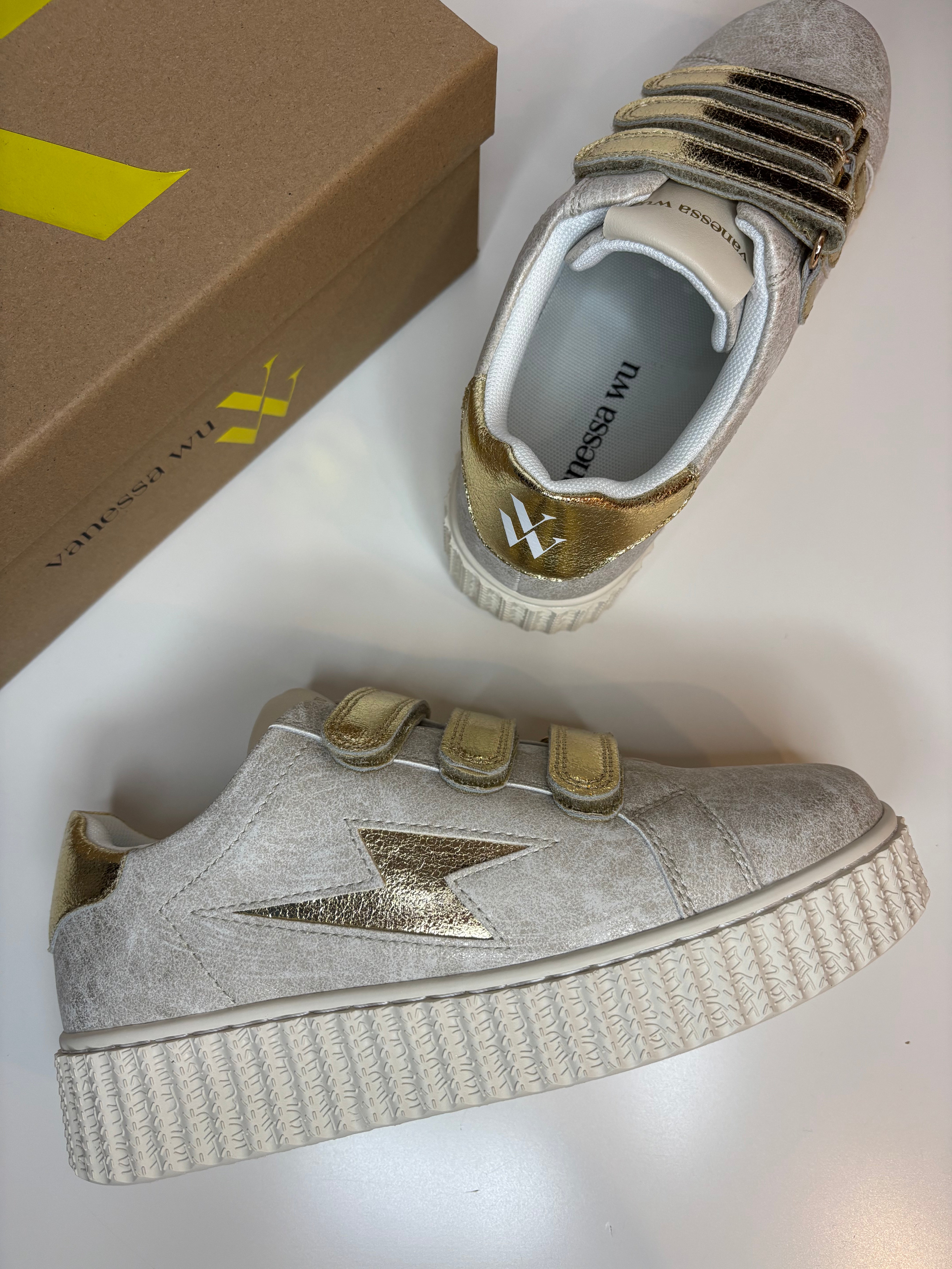 Baskets dorées Maggie Vanessa Wu