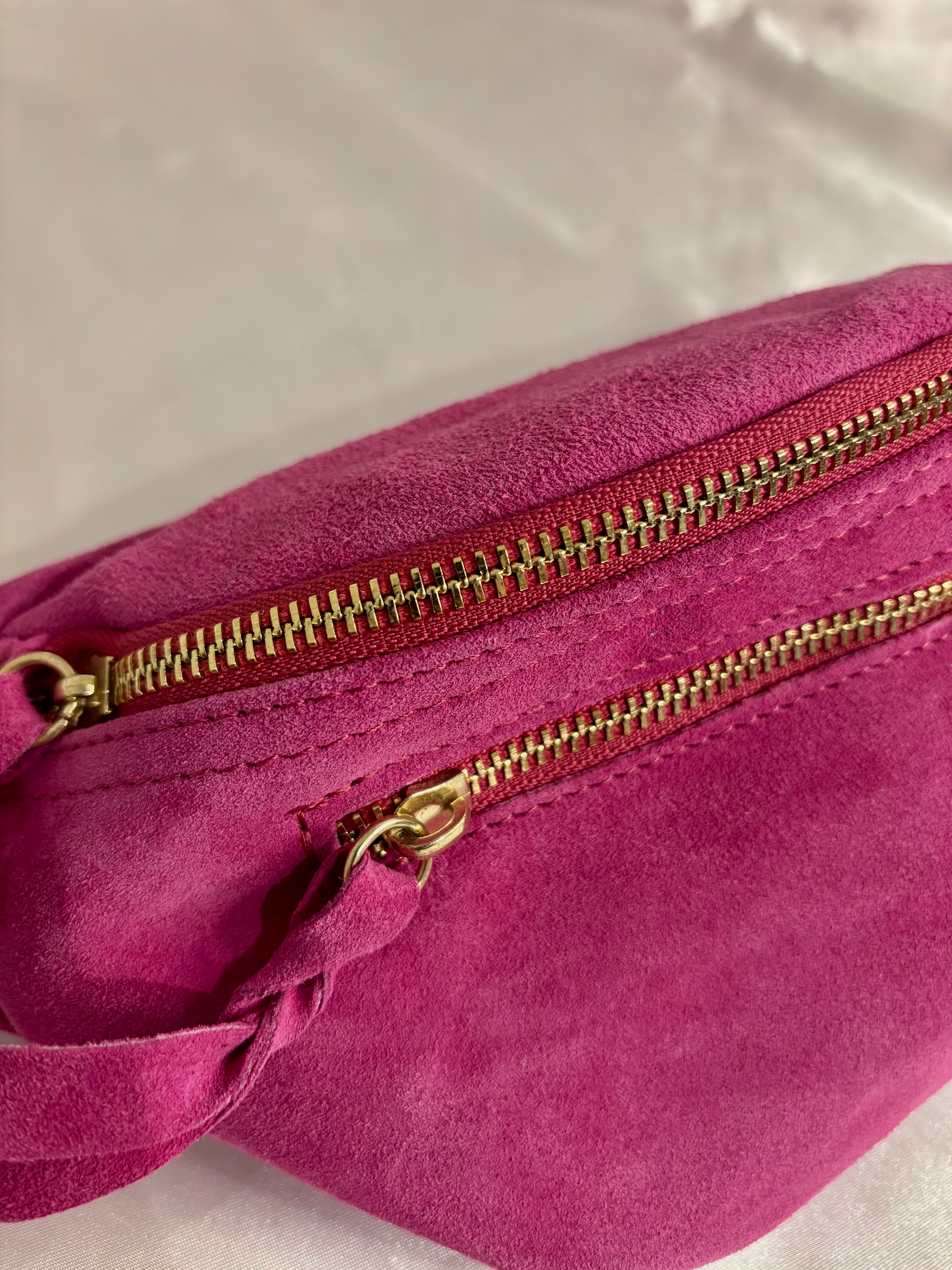 Sac banane rose fuchsia daim