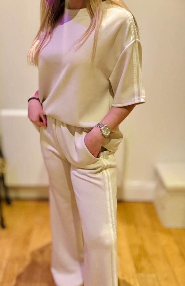 Pantalon beige moderne