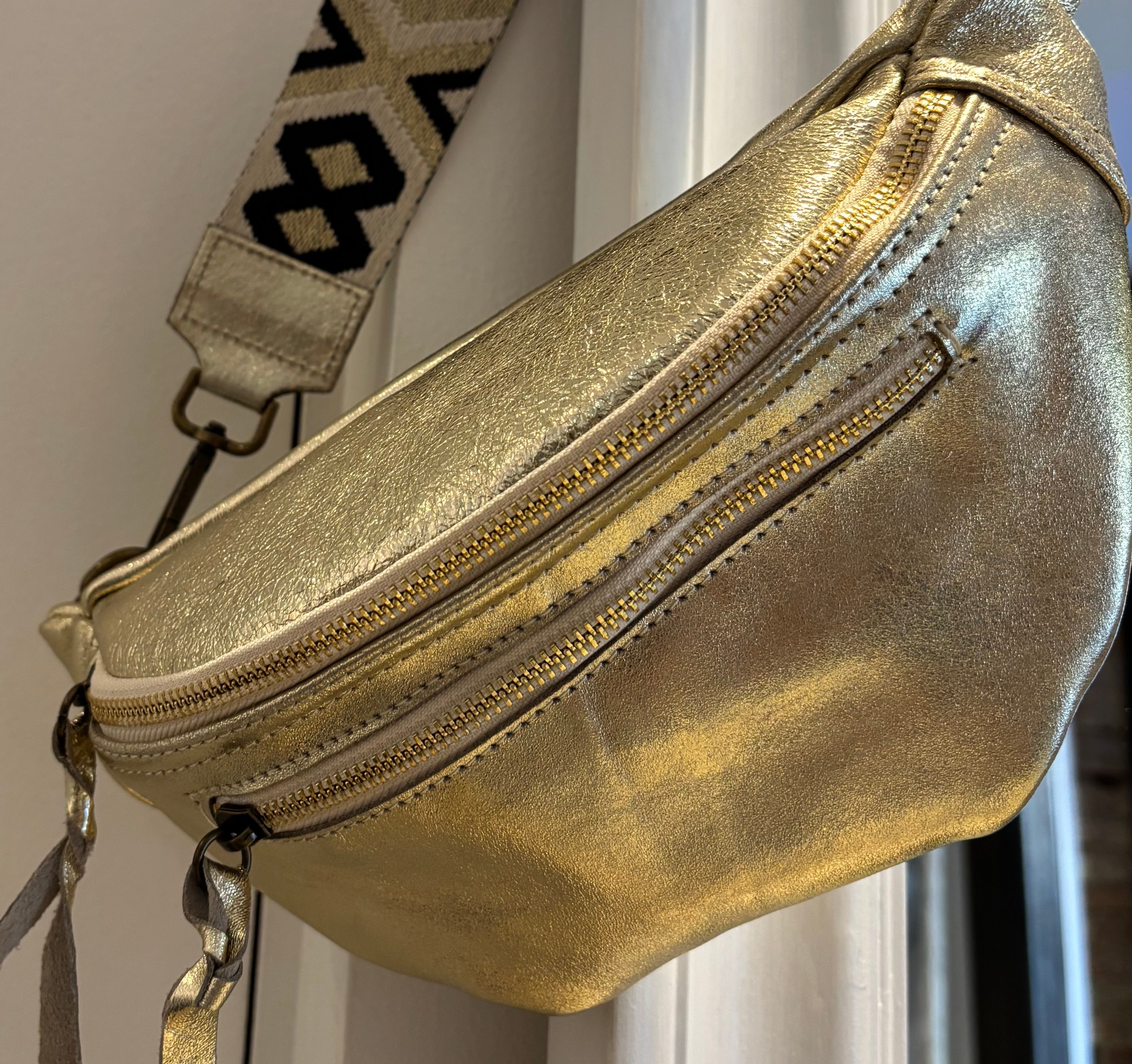 Sac banane doré irisé