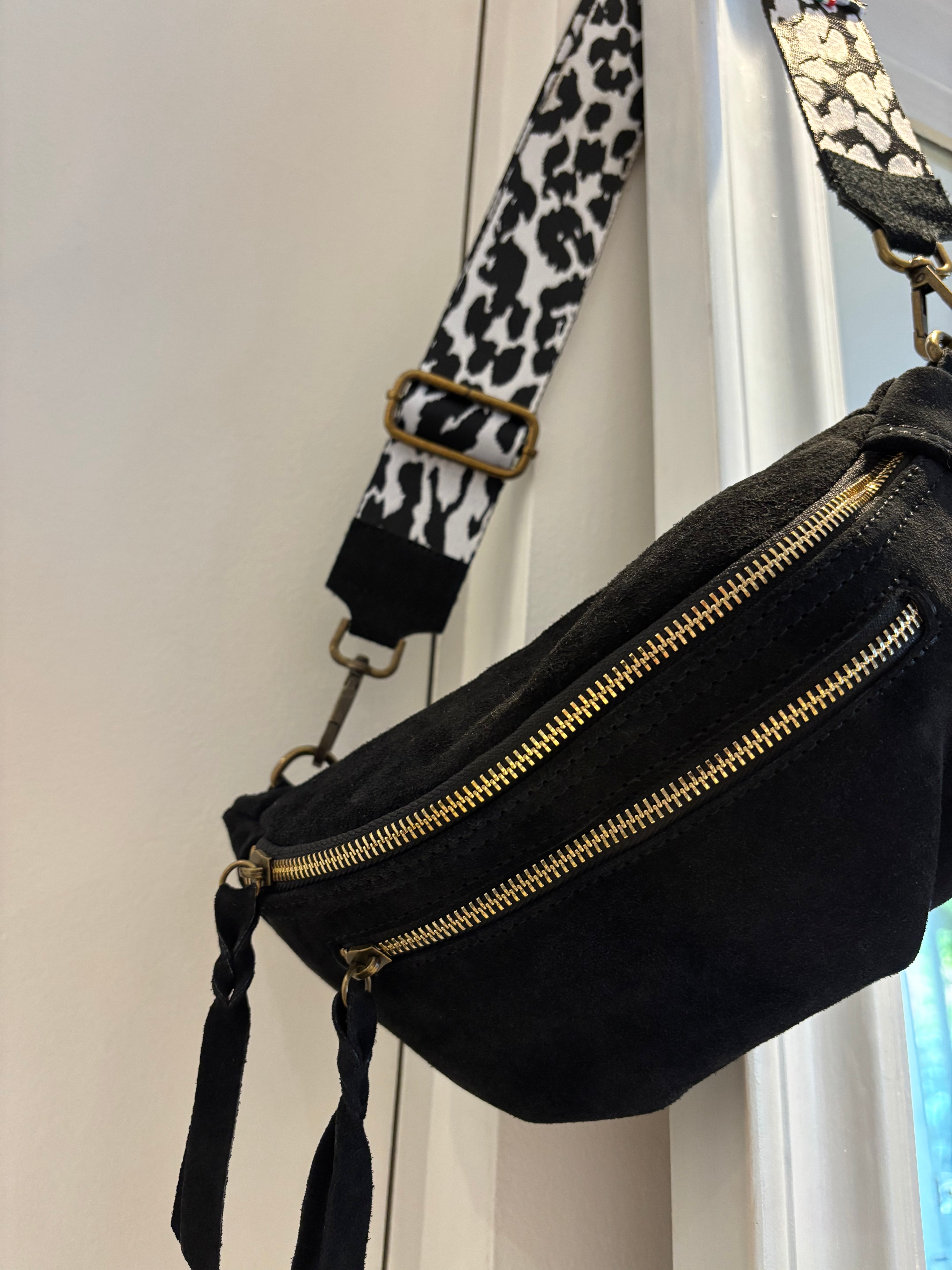Sac banane noir daim