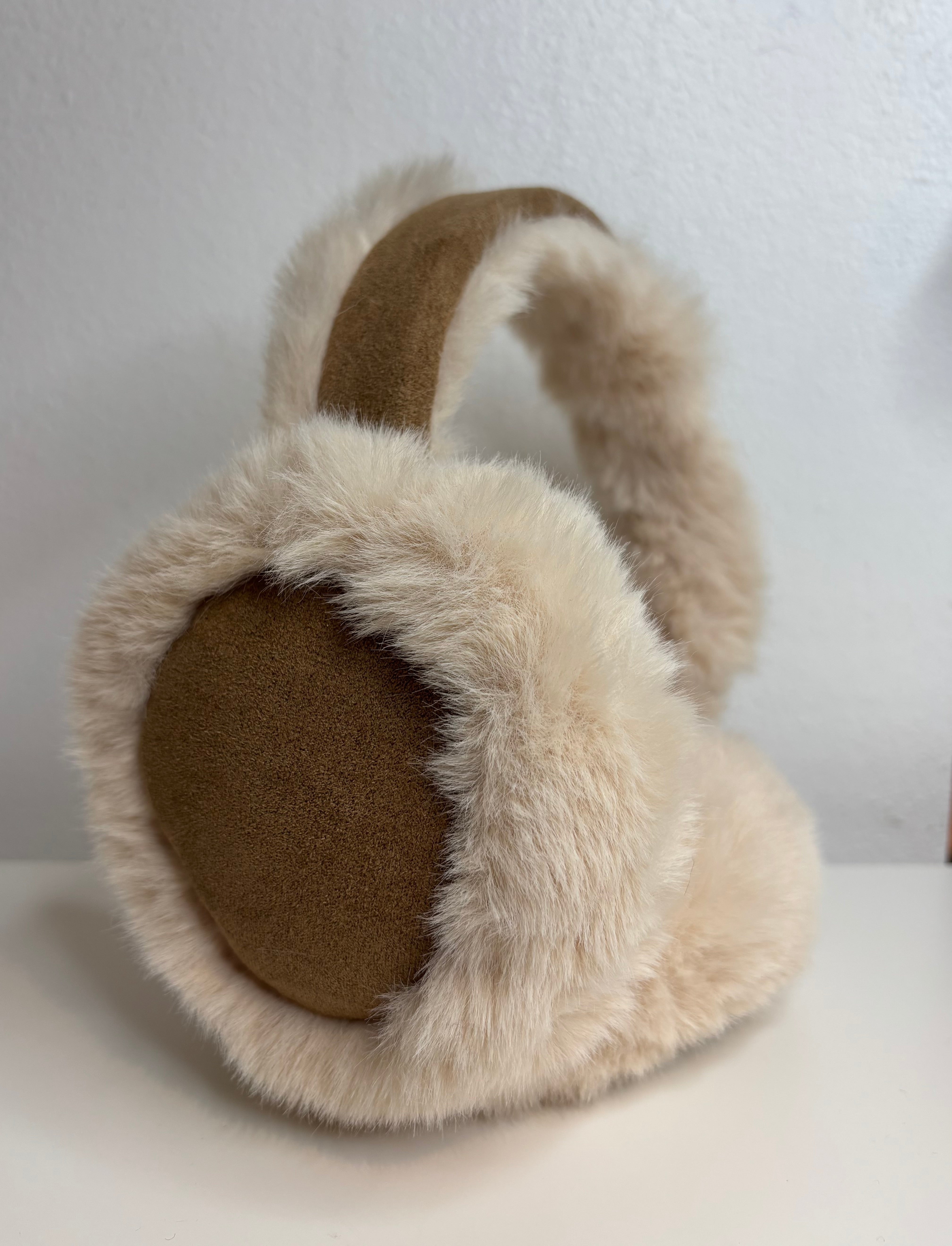 Caches-oreilles Camel