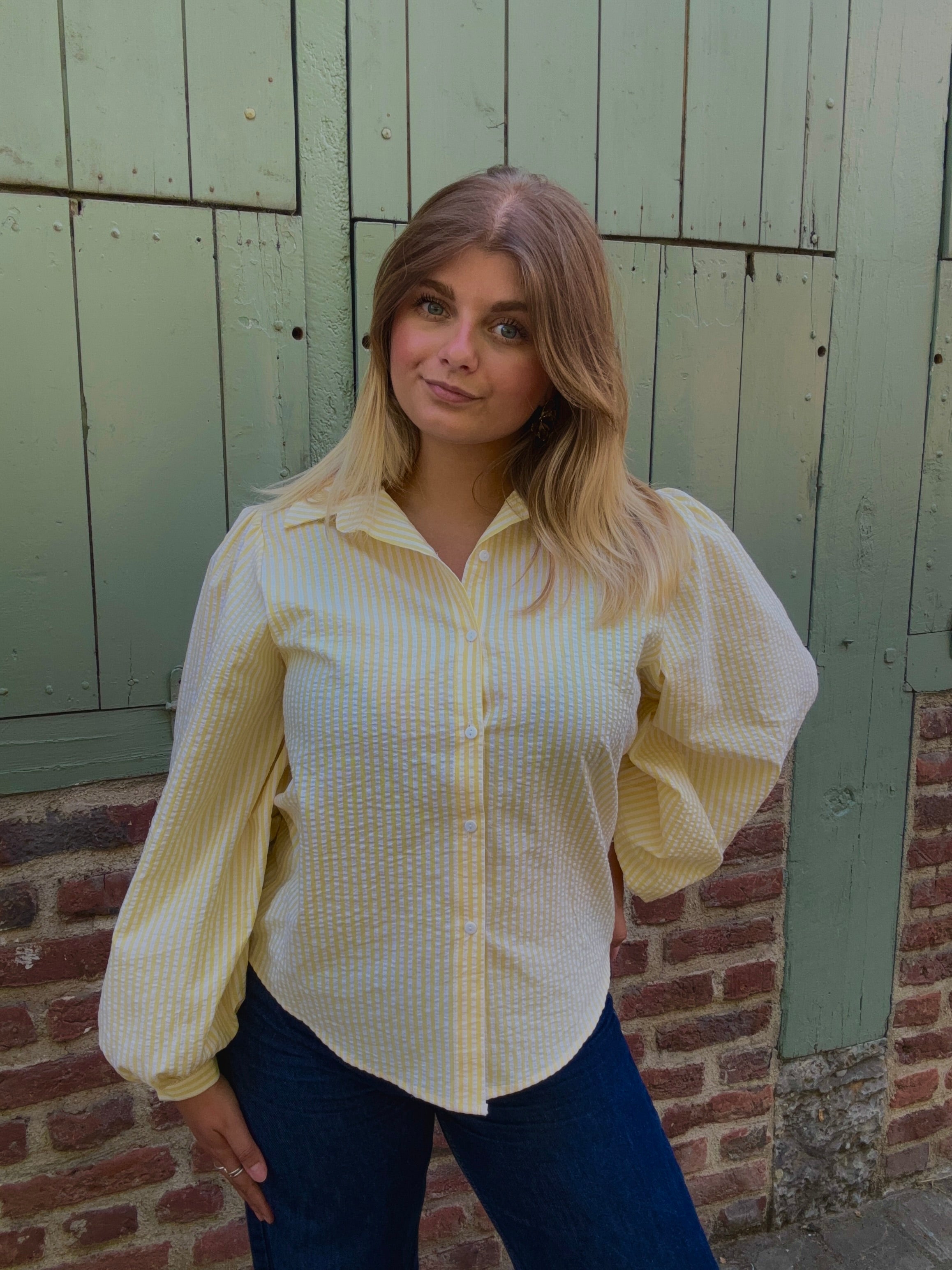 Chemise Jaune Audacieuse