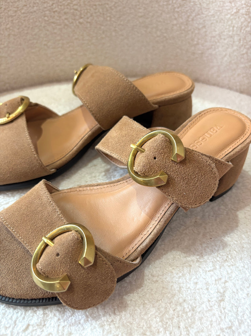 Mules Camel Luna