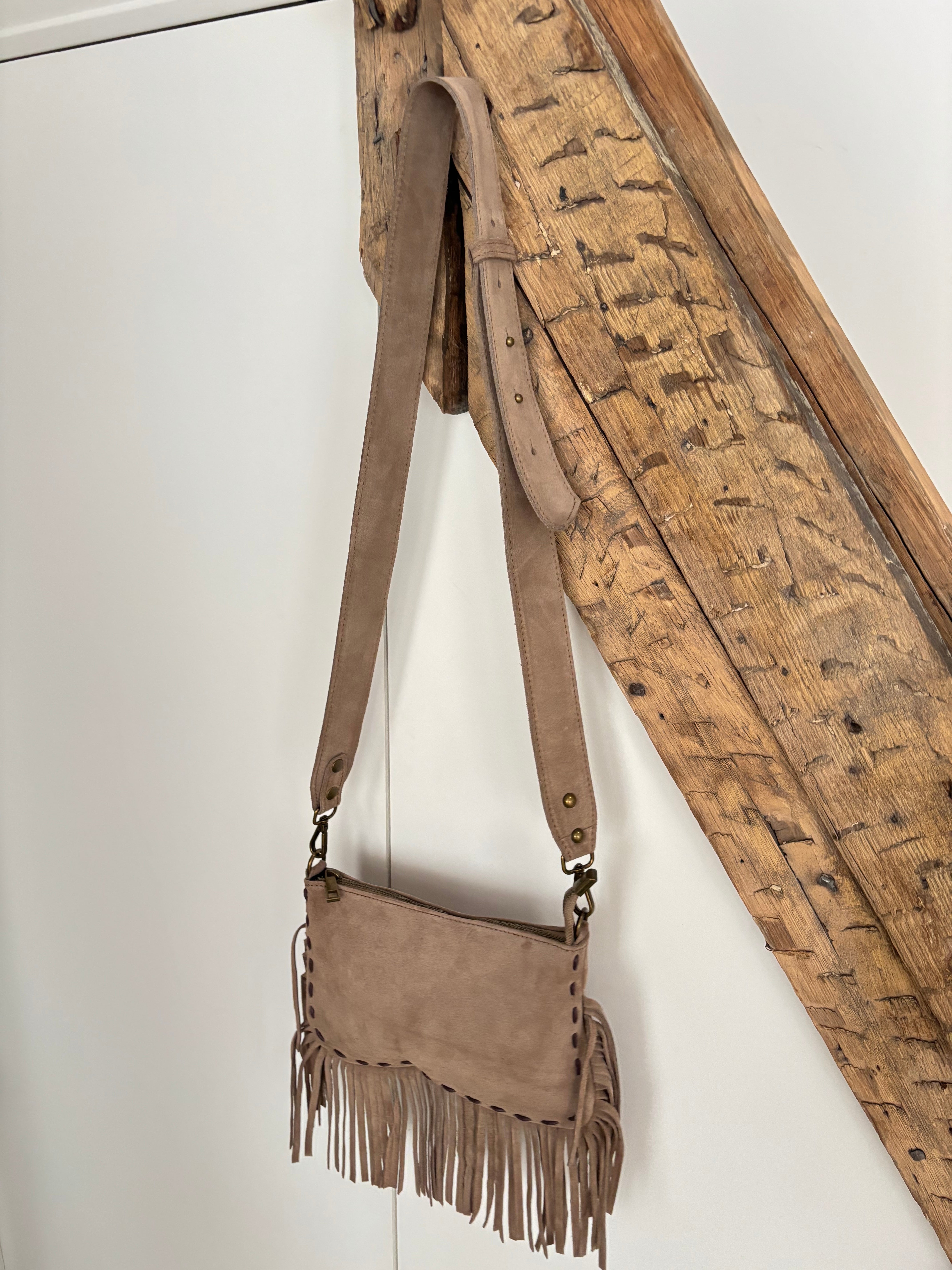 Sac bohème en cuir à franges - taupe