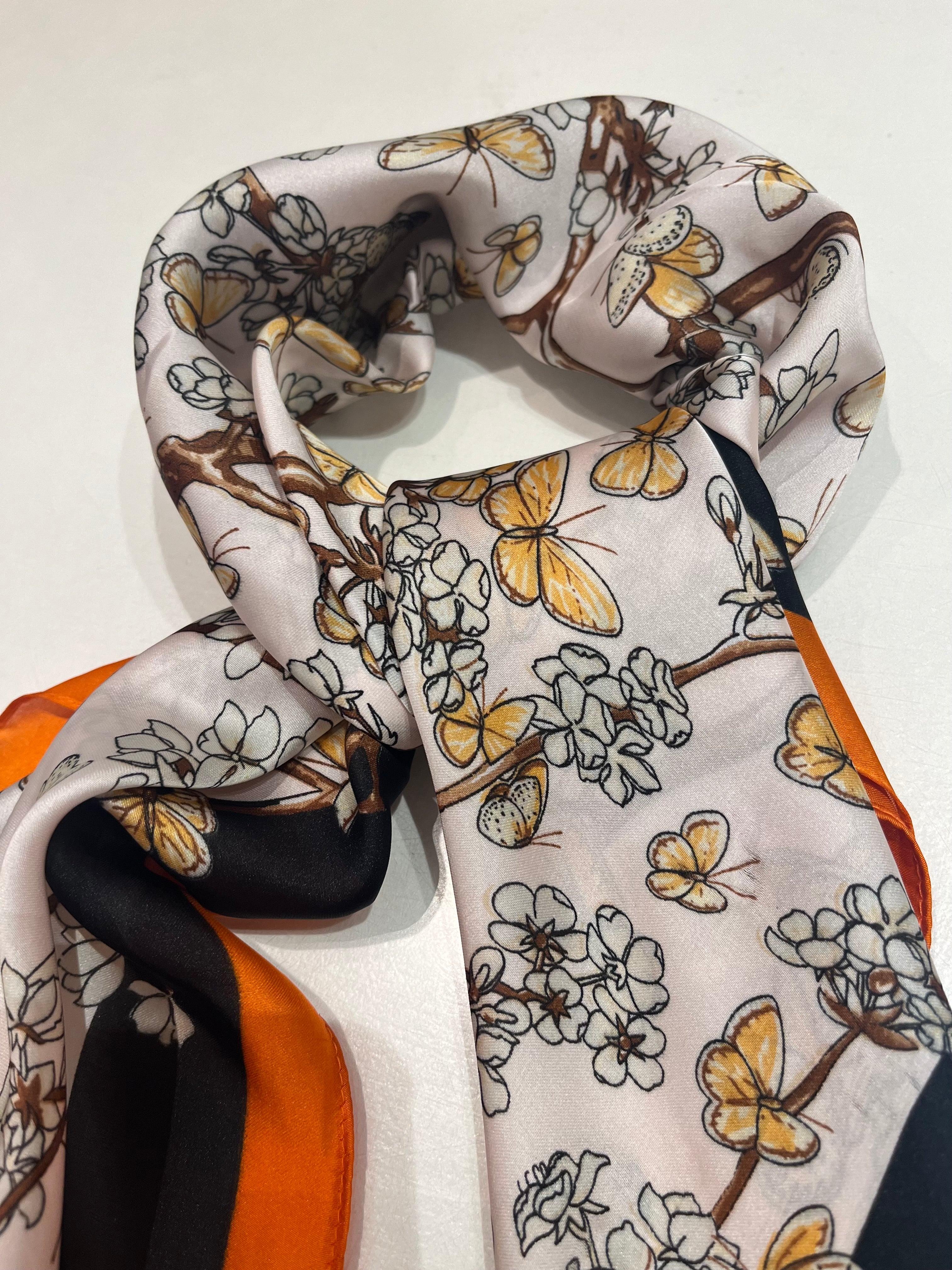 Foulard papillon