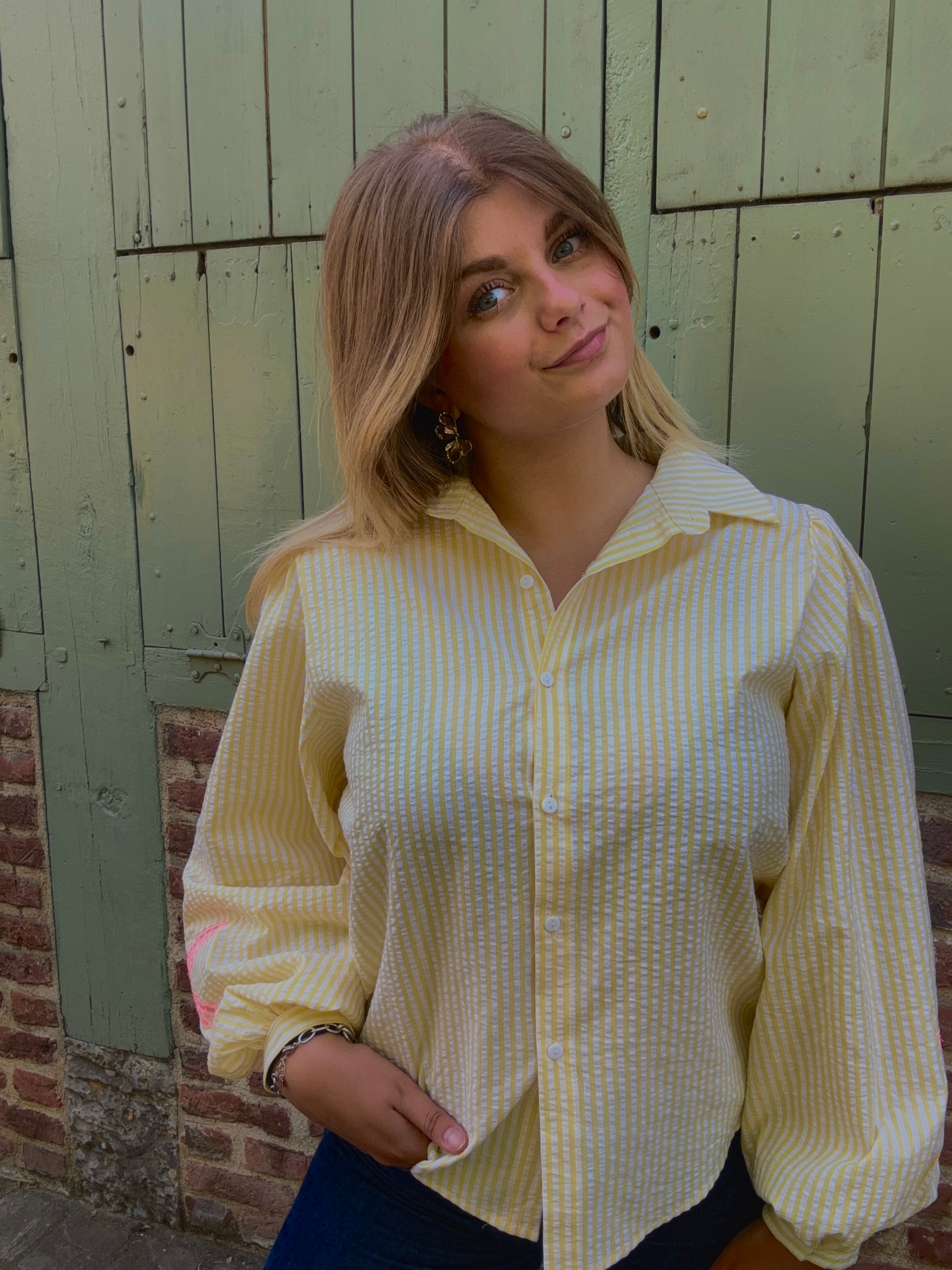 Chemise Jaune Audacieuse