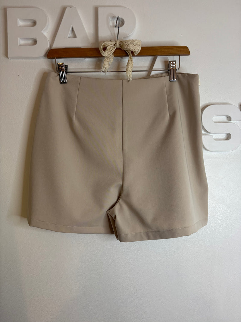 Jupe-short beige craquante