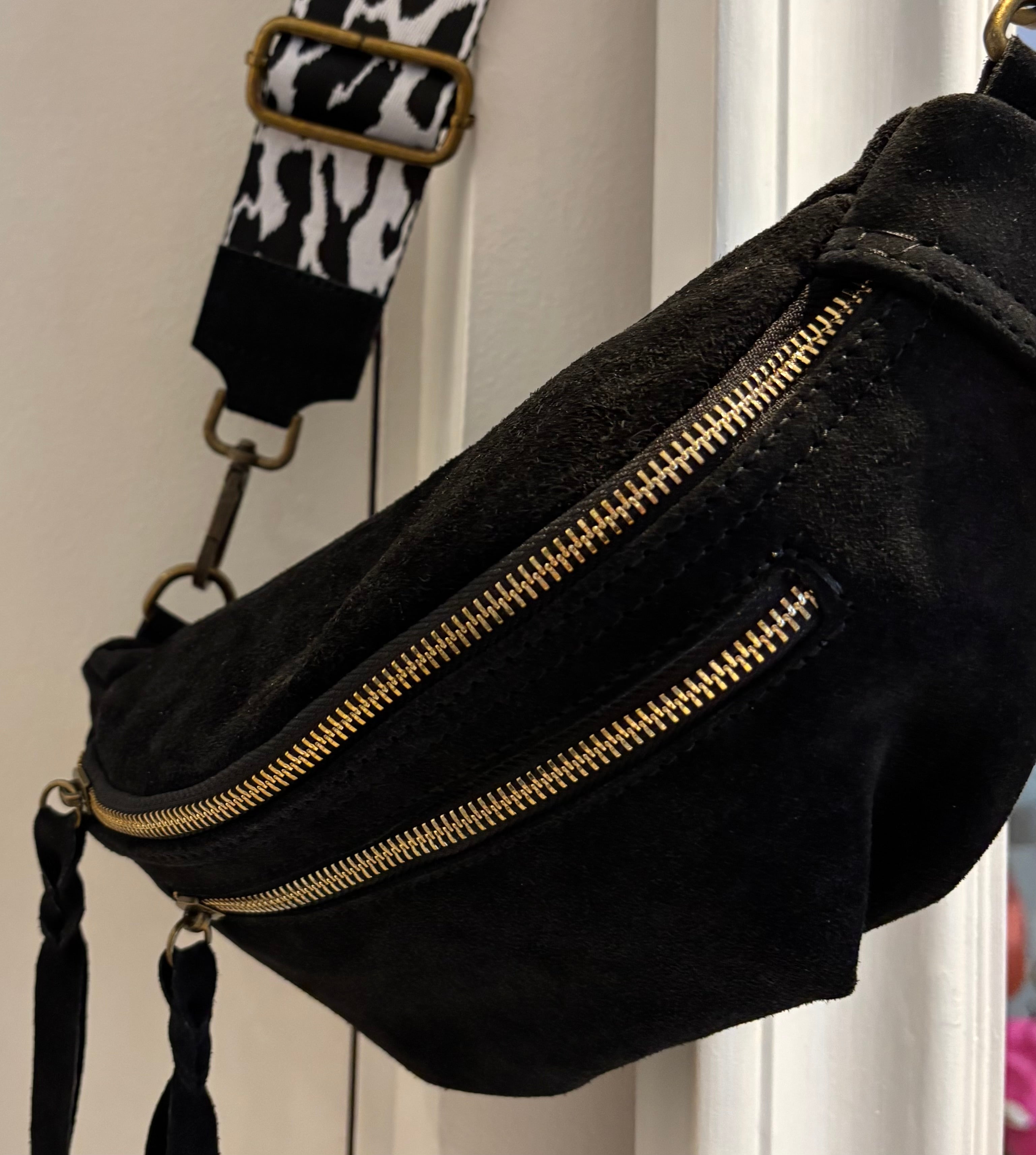 Sac banane noir daim