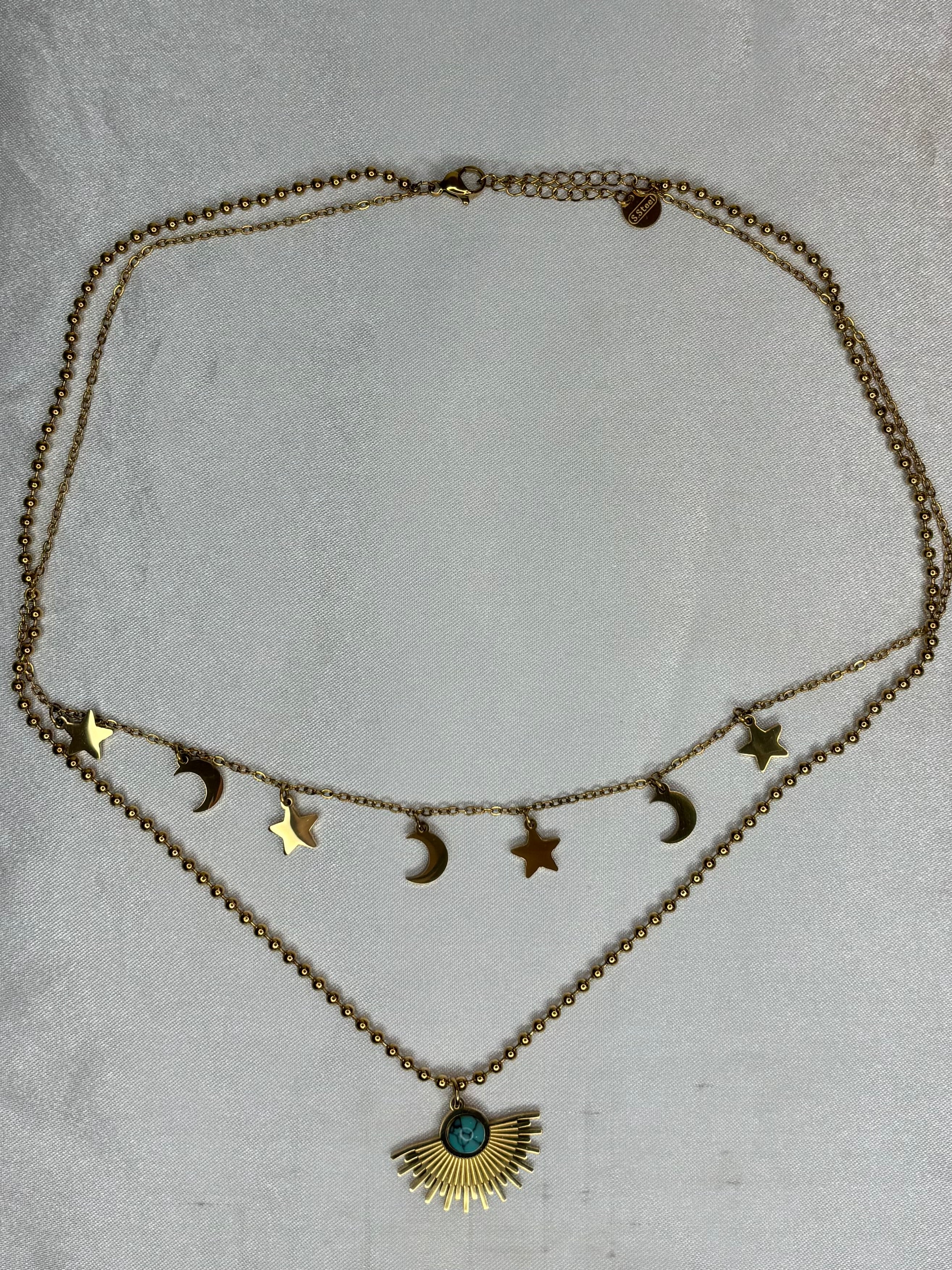 Collier étincelant