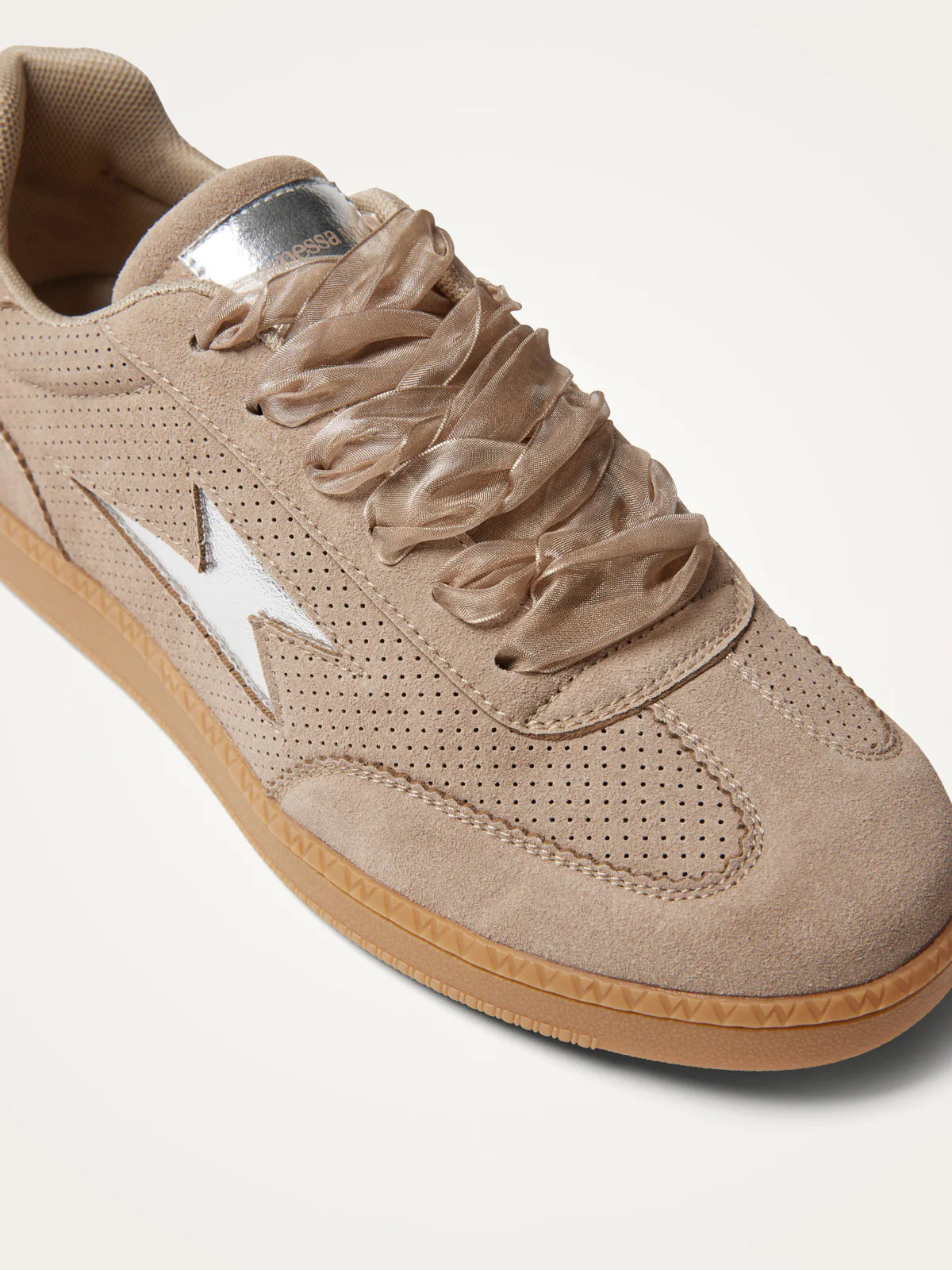 Baskets AURA Emblem taupe
