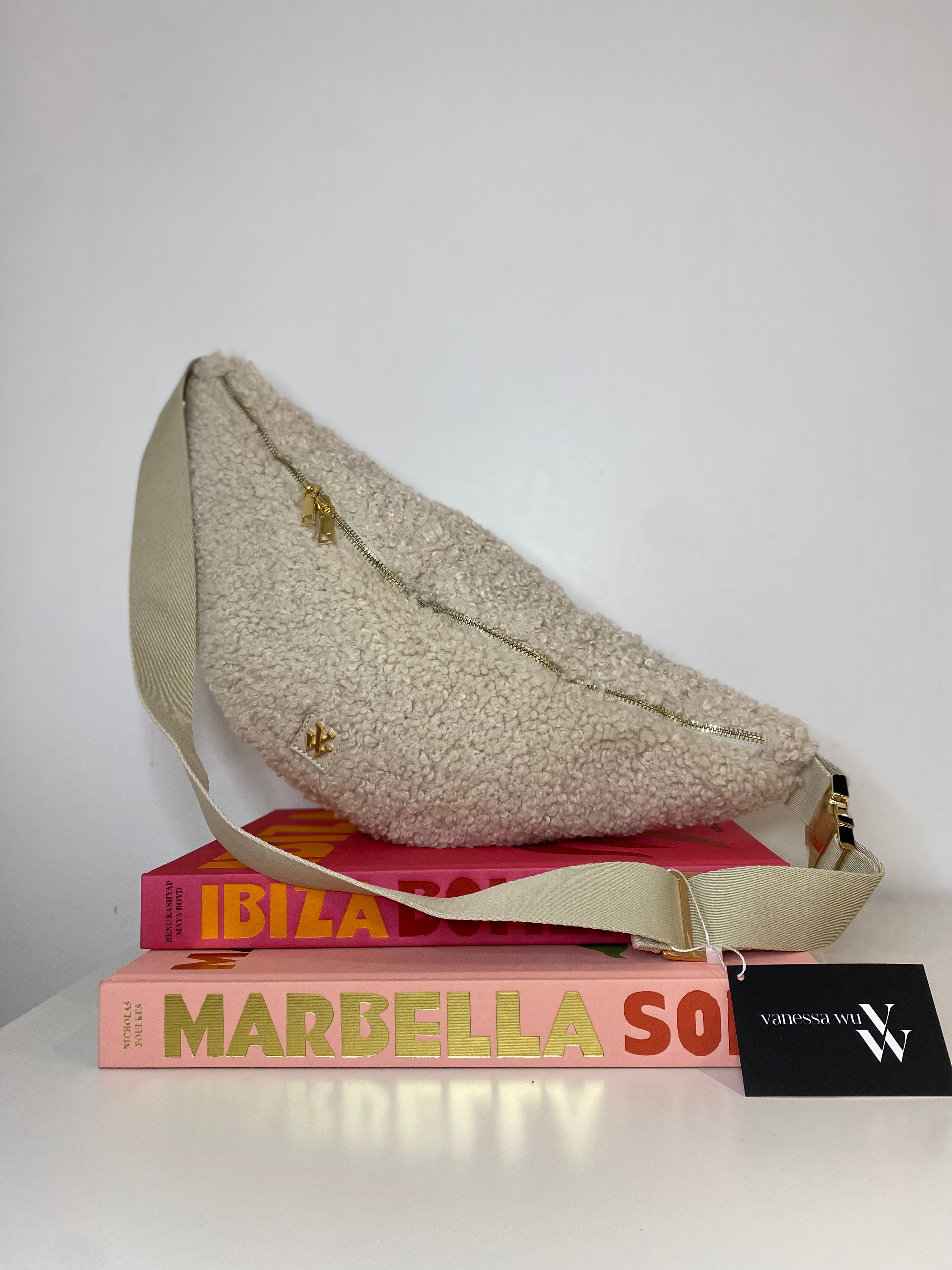 Sac Banane annaelle beige moumoute Vannessa Wu