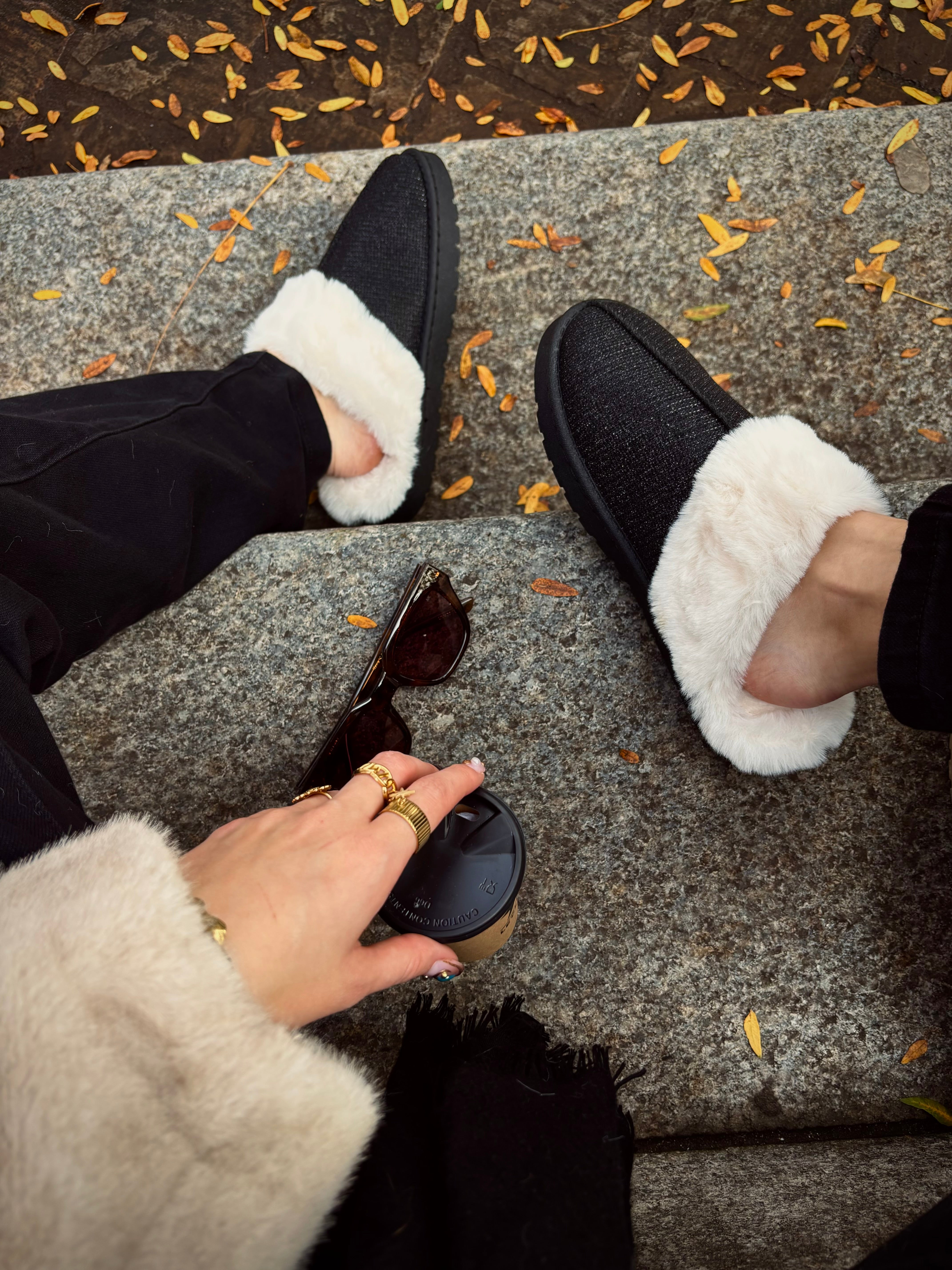 CHAUSSONS ALI NOIR À PAILLETTES