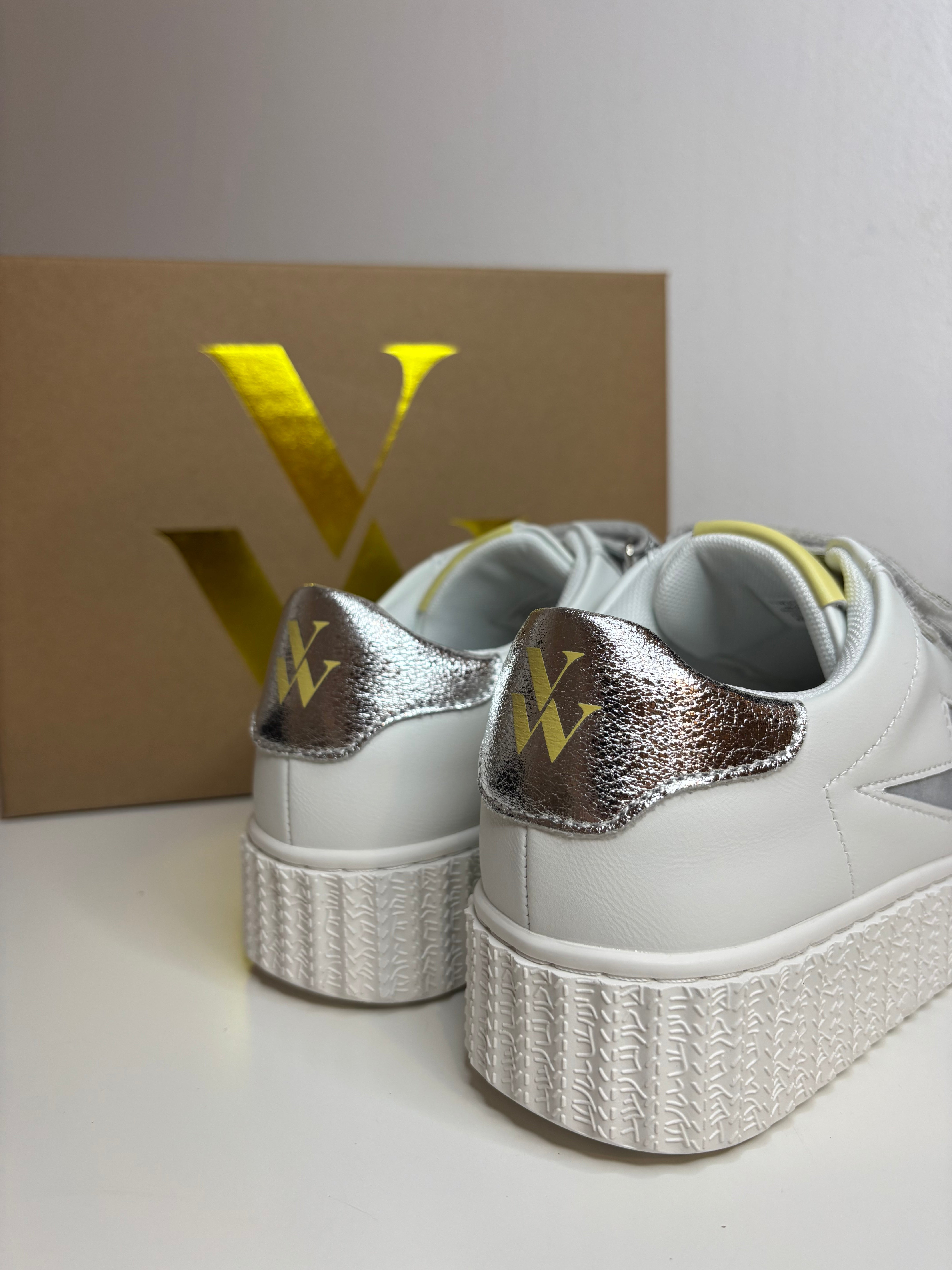 Baskets argentées MAGGIE Vanessa Wu