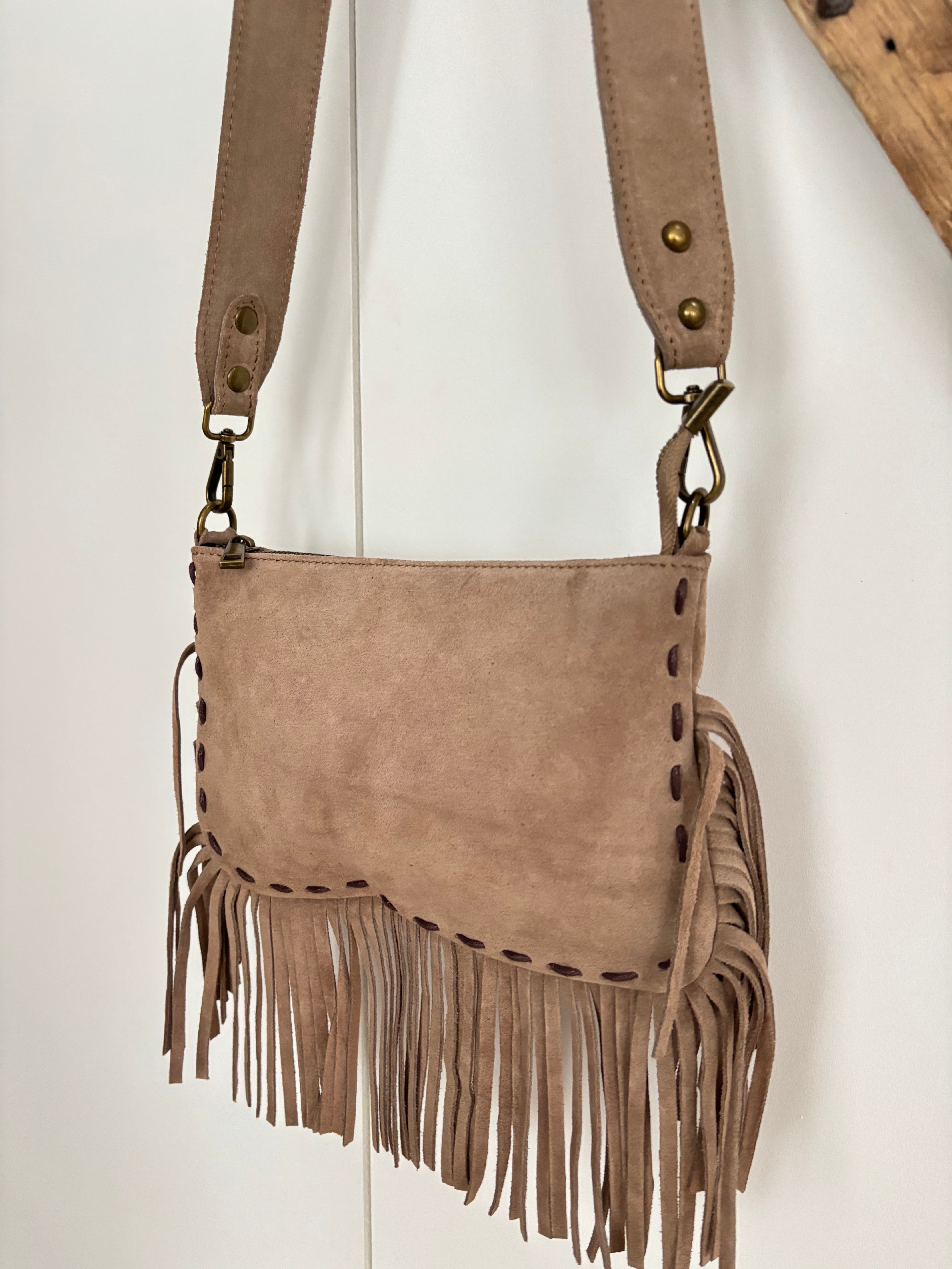 Sac bohème en cuir à franges - taupe