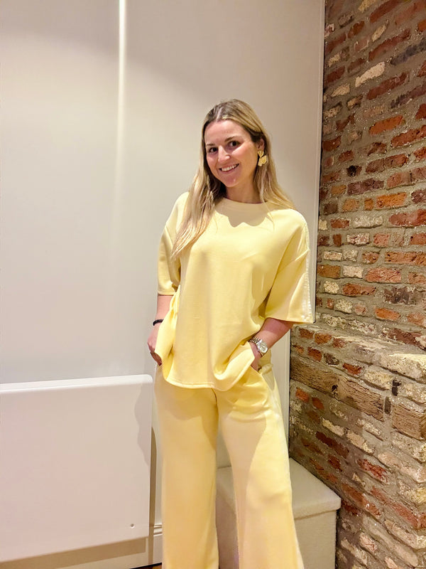 Pantalon jaune moderne