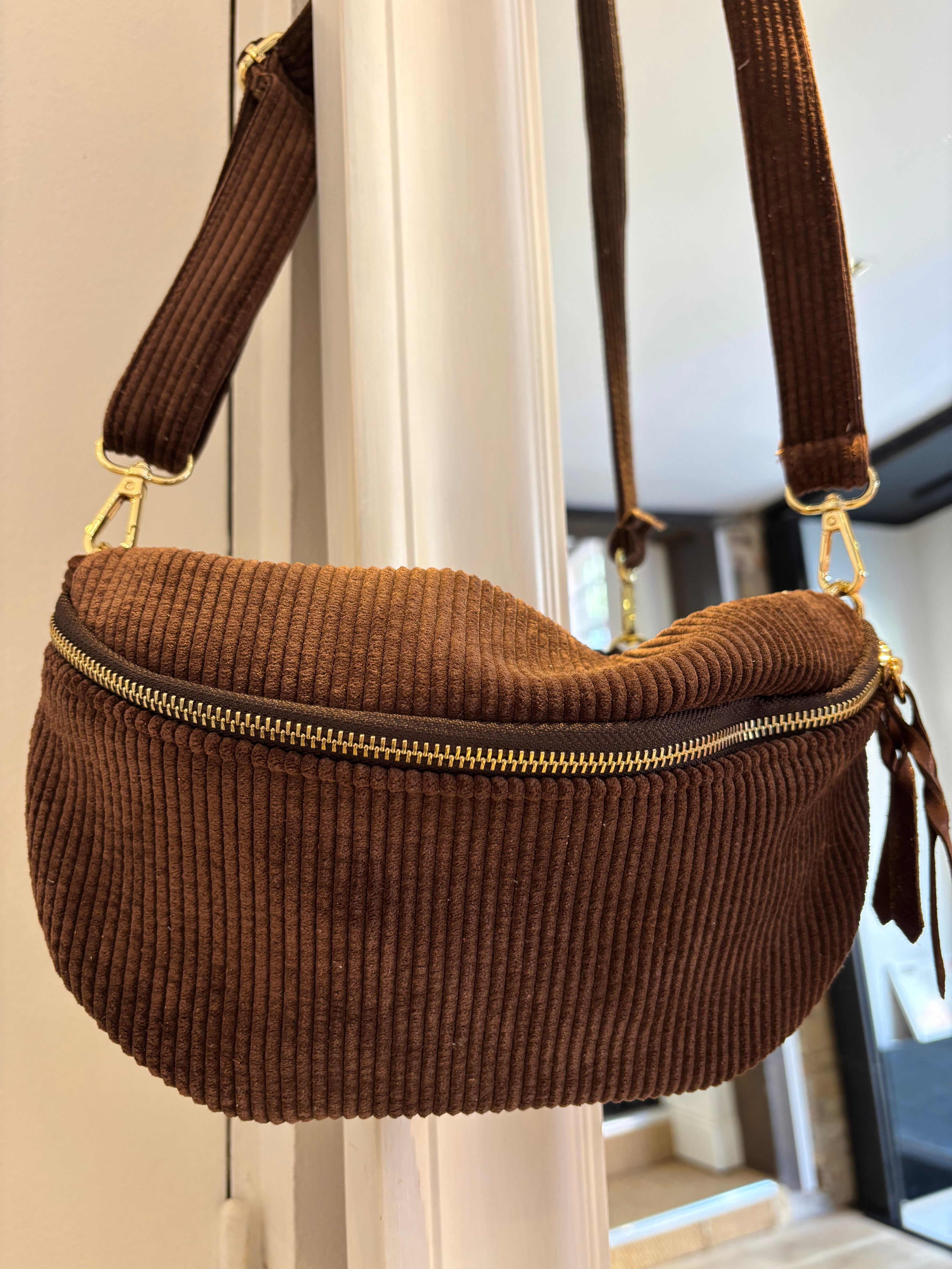 Sac banane chocolat Moderne