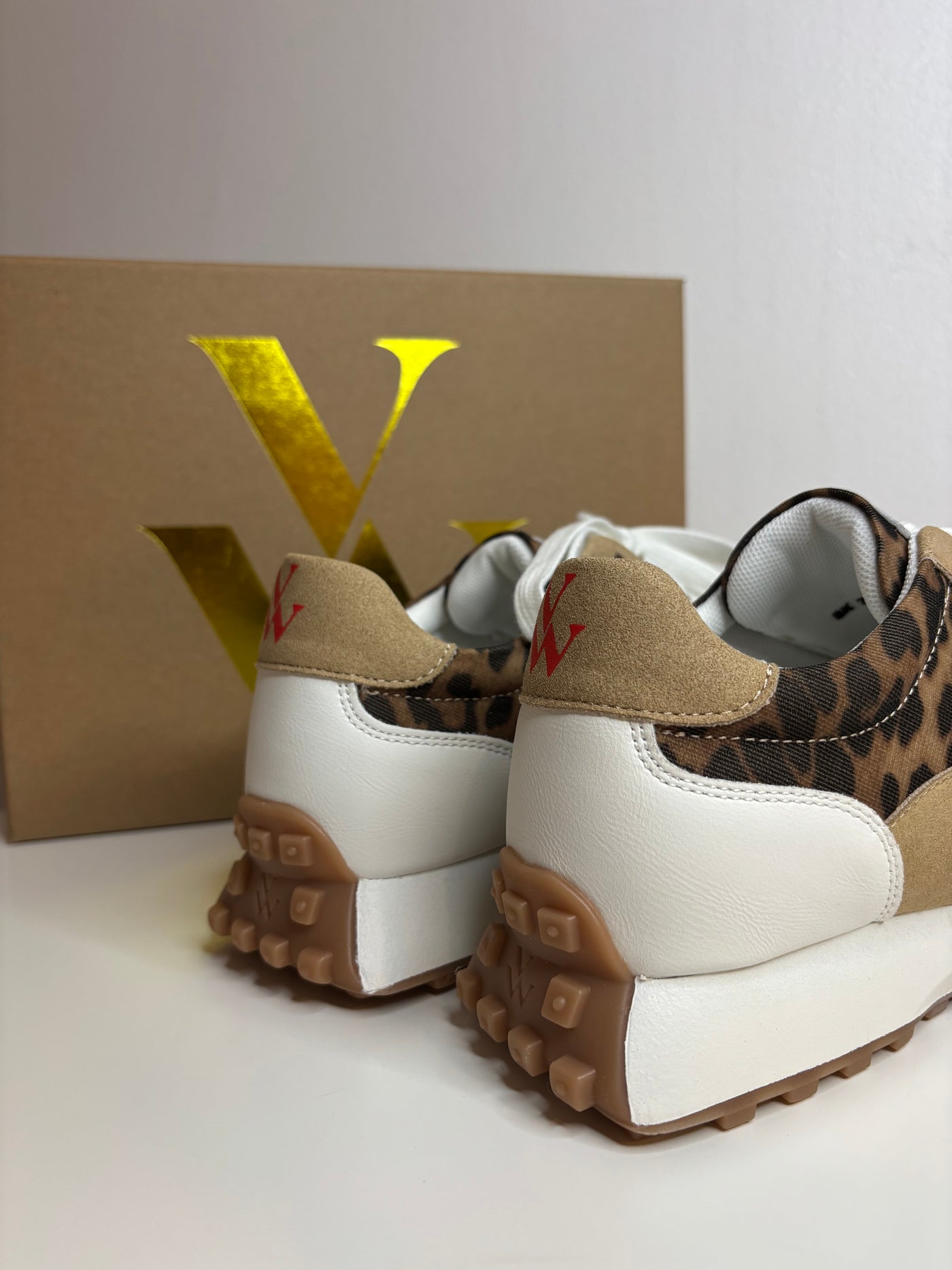 Baskets léopard FLOW INITIALS Vanessa Wu