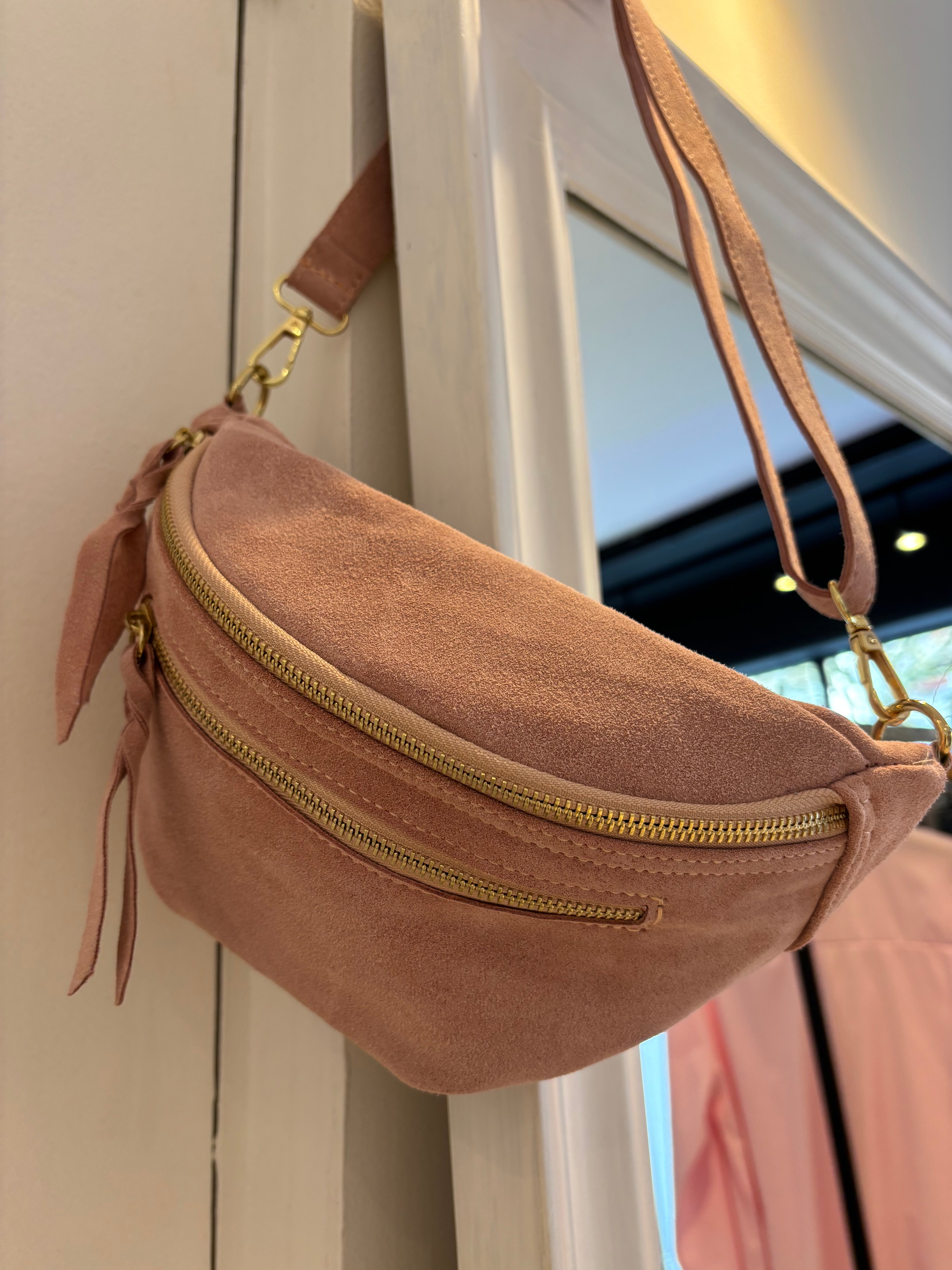 Sac banane rose daim