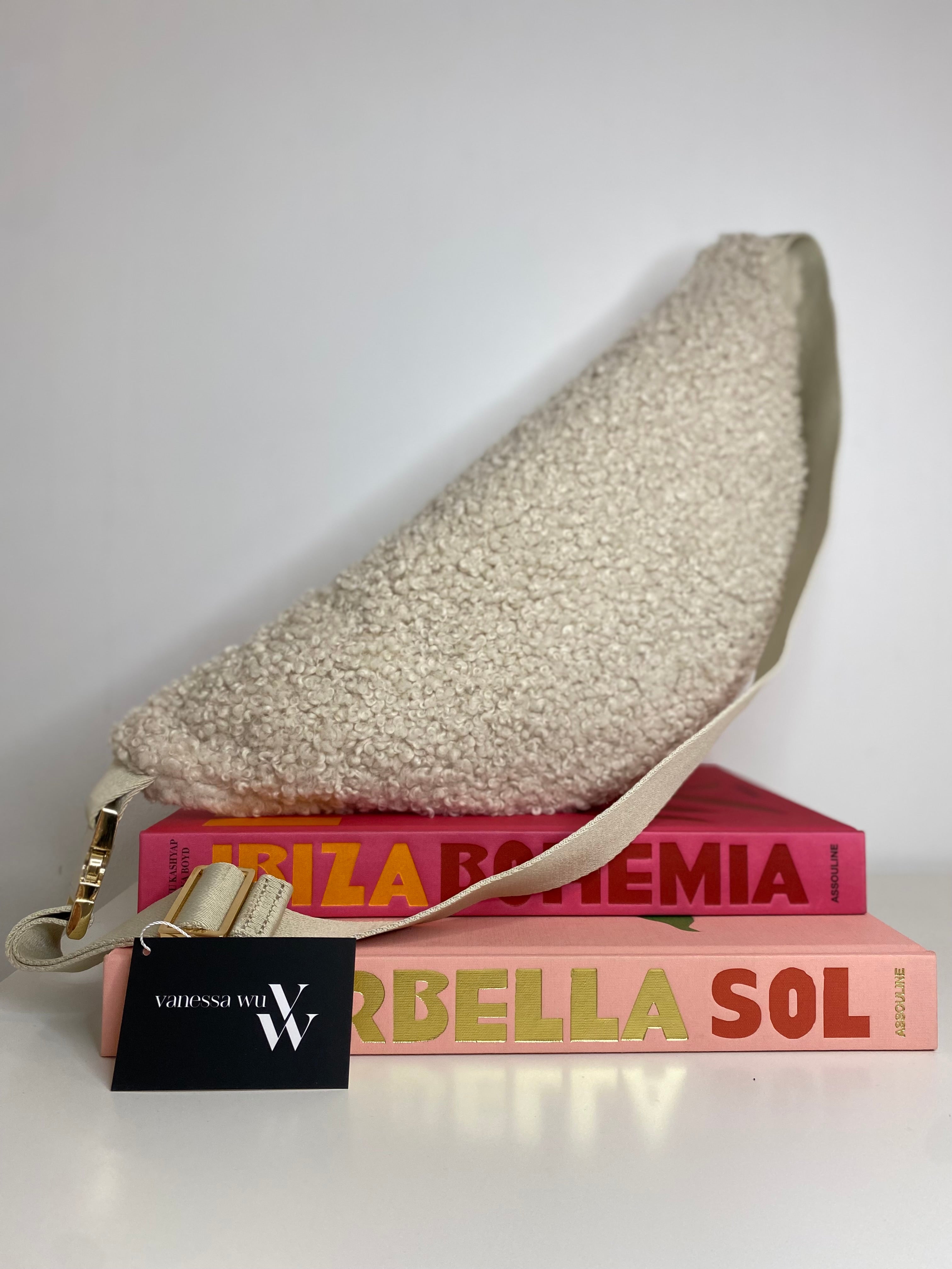 Sac Banane annaelle beige moumoute Vannessa Wu