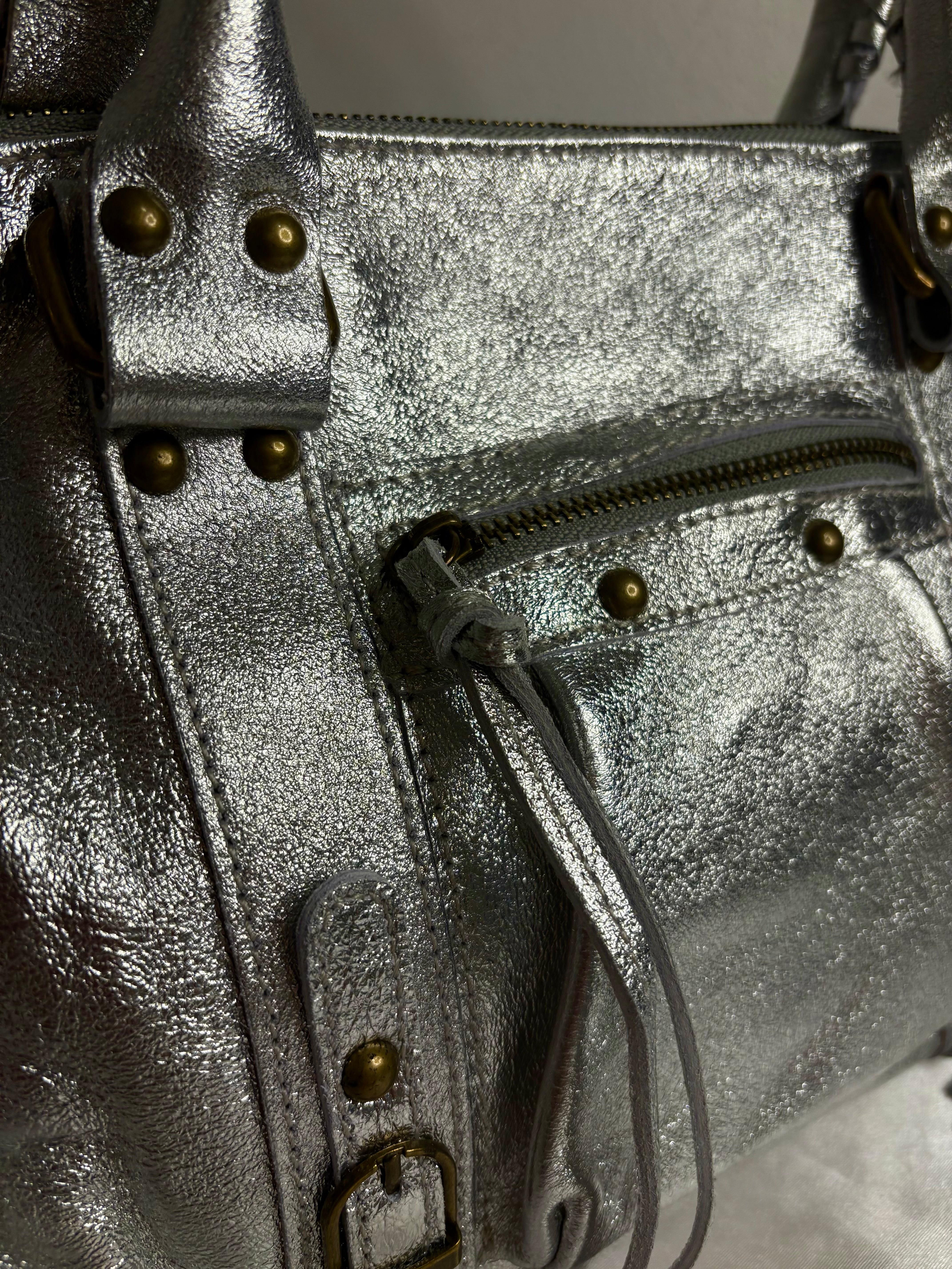 Sac frange argenté irisé