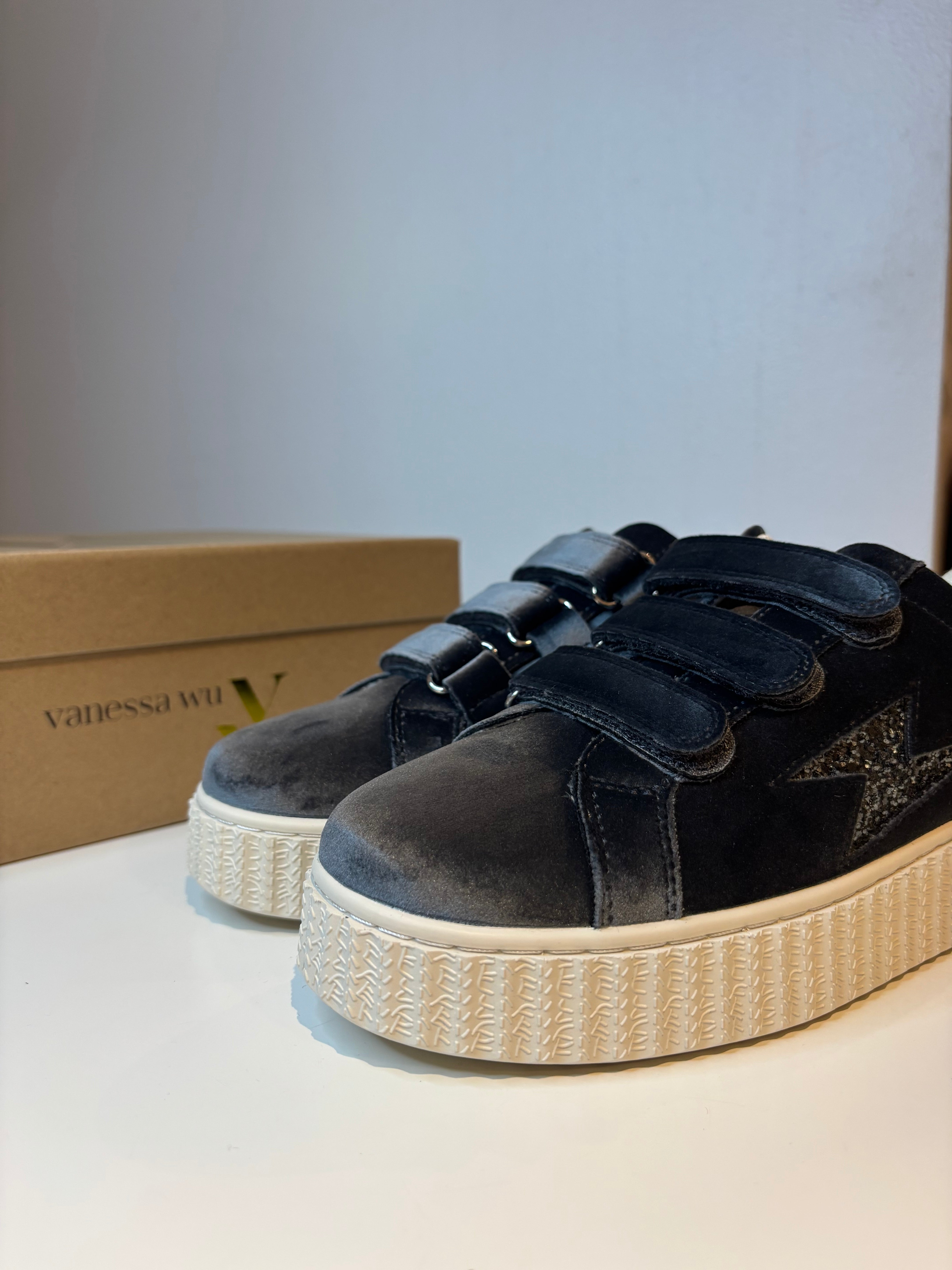 Baskets noires bleuté BILLIE Vanessa Wu