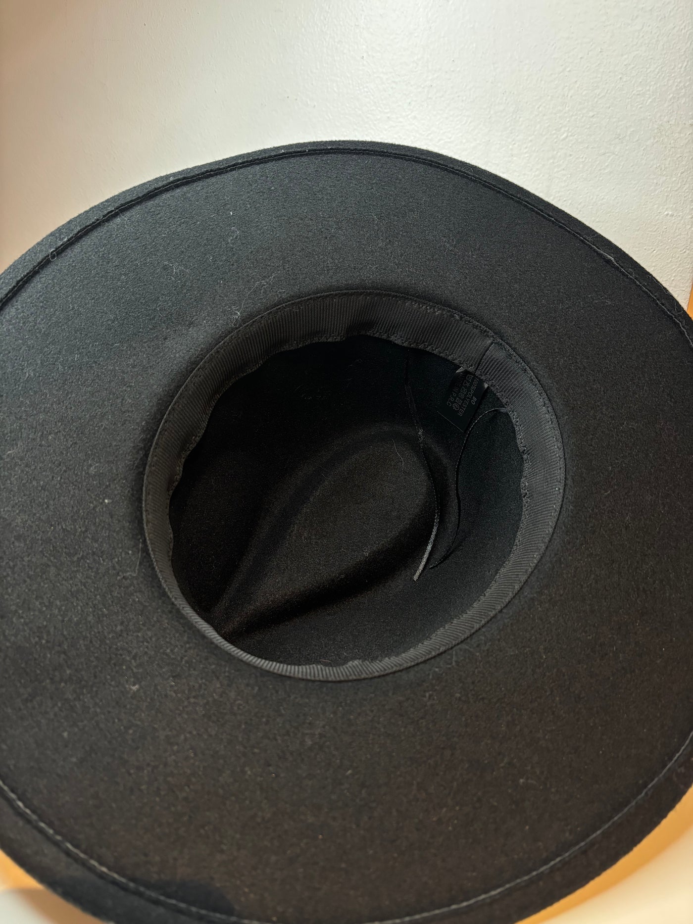 CHAPEAU LOUANE NOIR