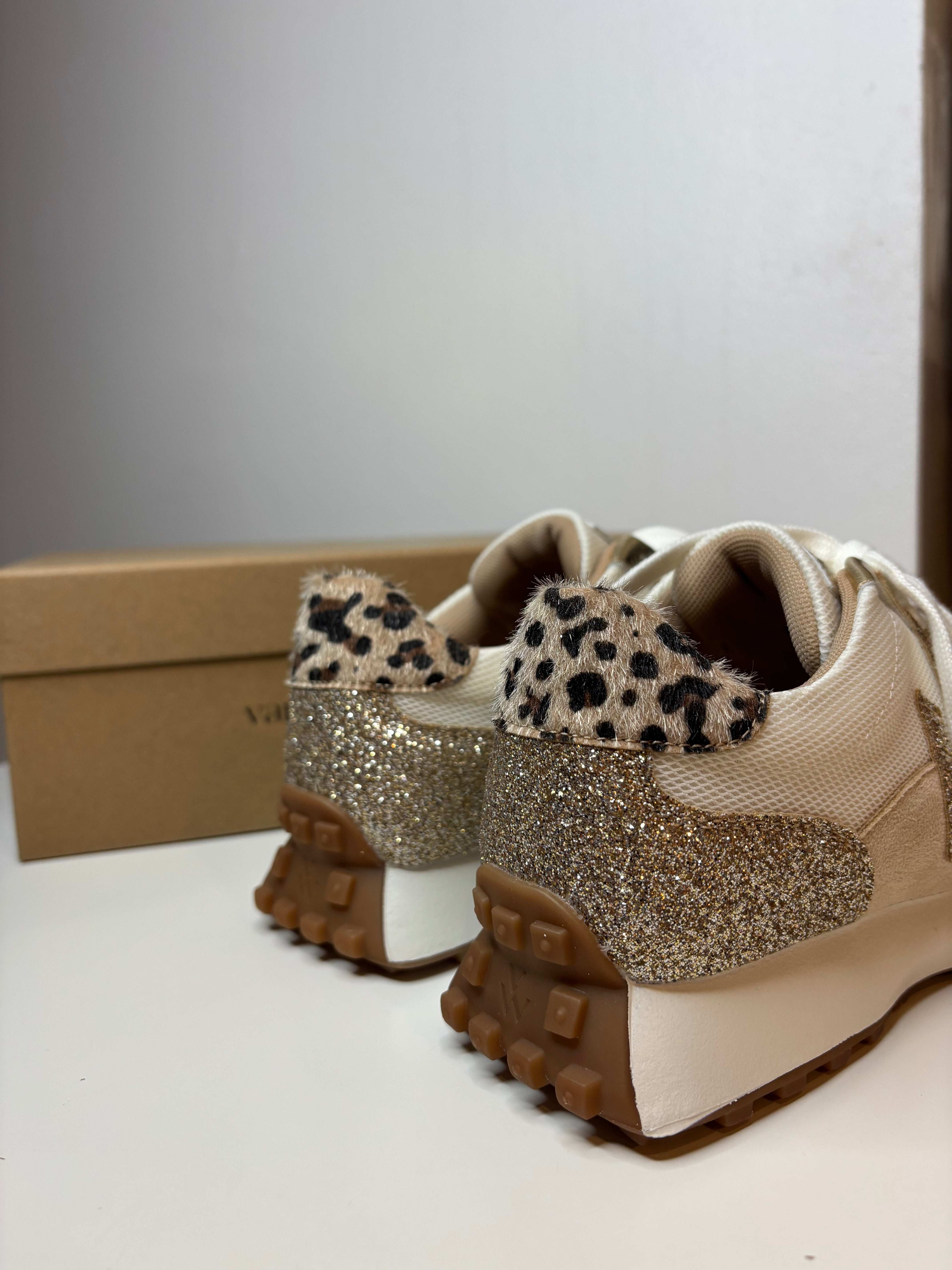 Baskets beiges FAUSTINE VANESSA WU