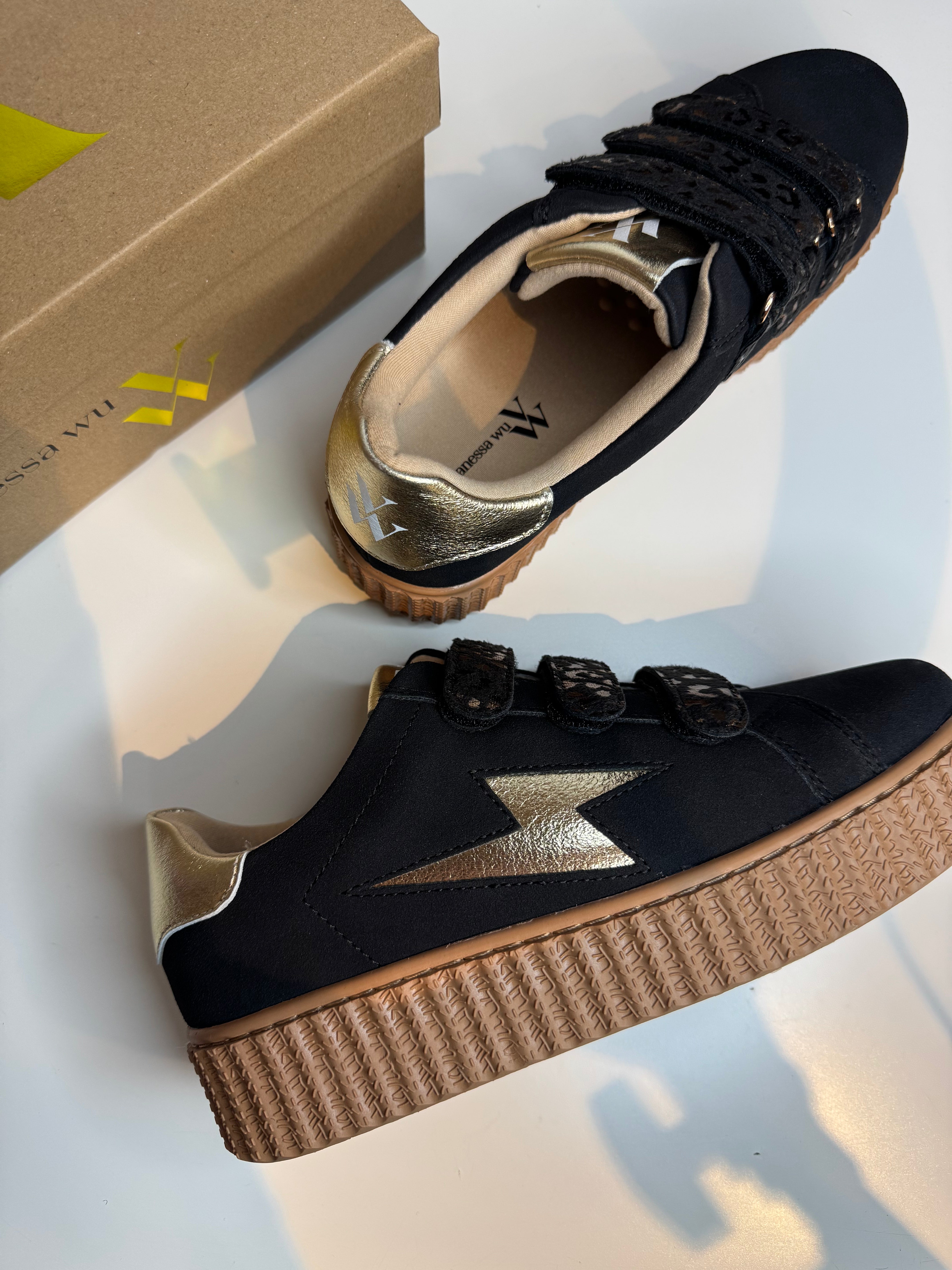 Baskets noires ABY Vanessa Wu